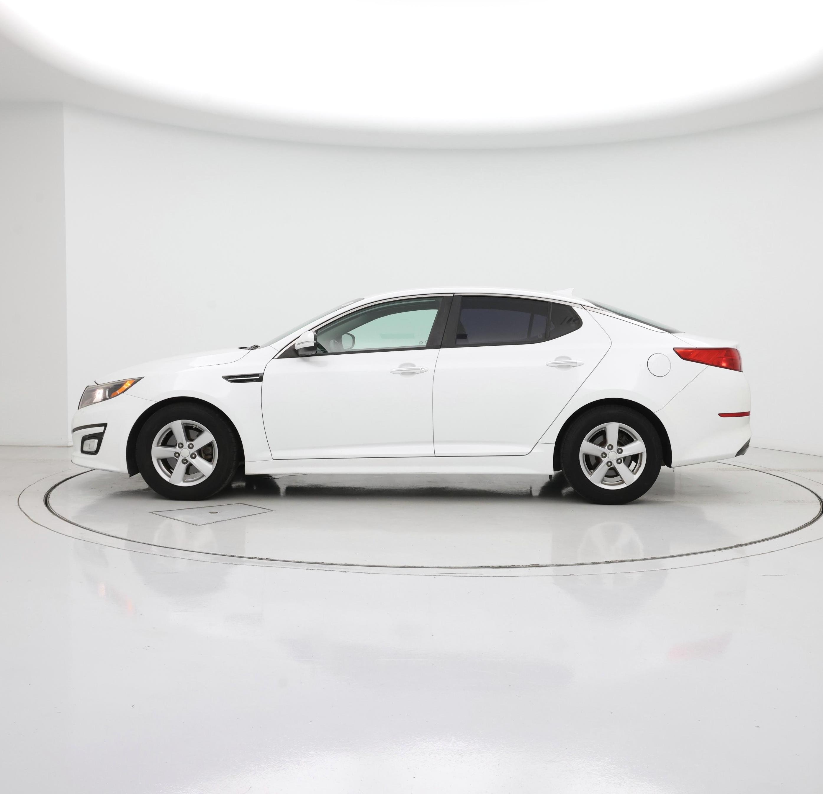 Thumbnail: 2015 Kia Optima - 3