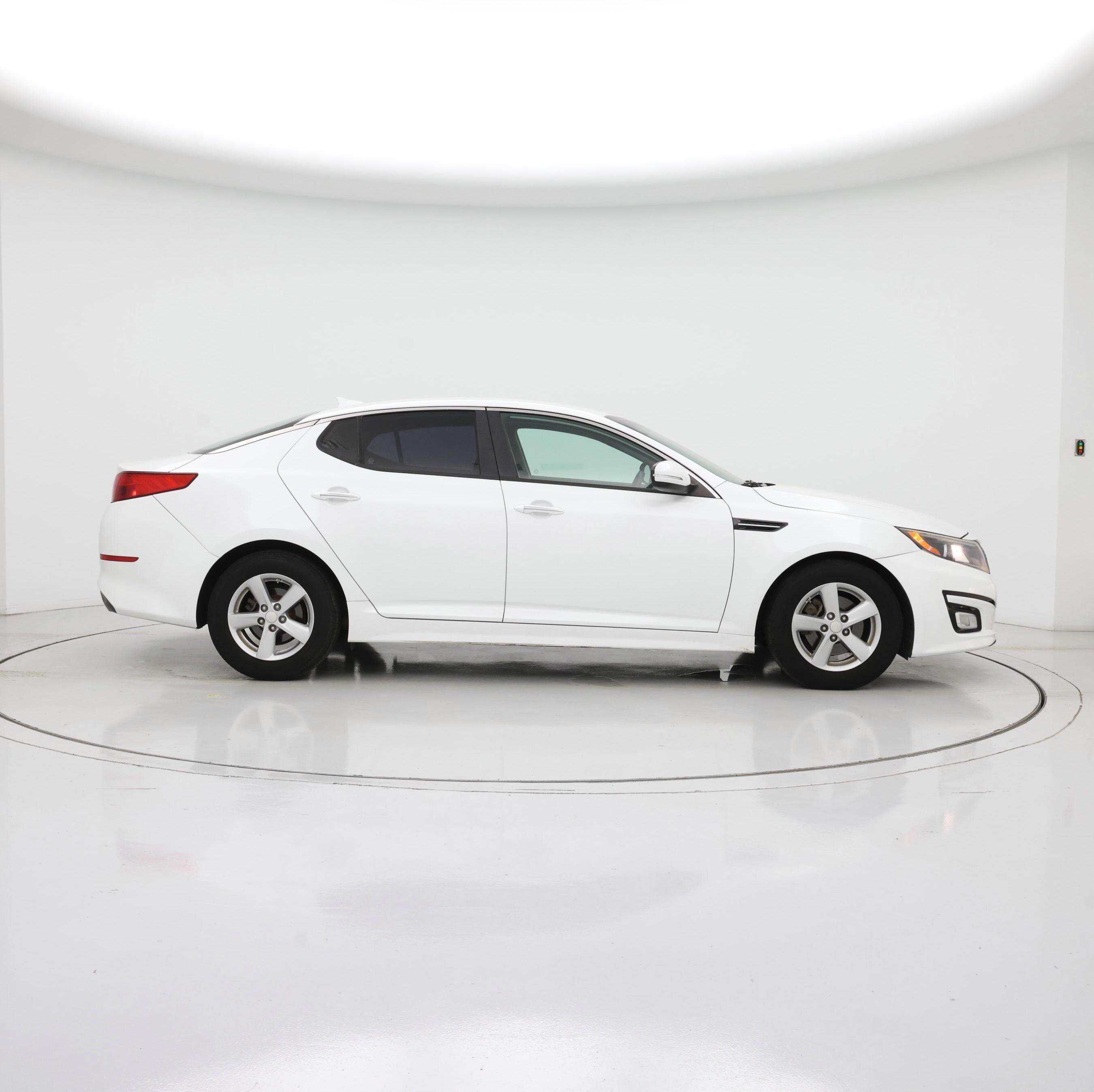 Thumbnail: 2015 Kia Optima - 7