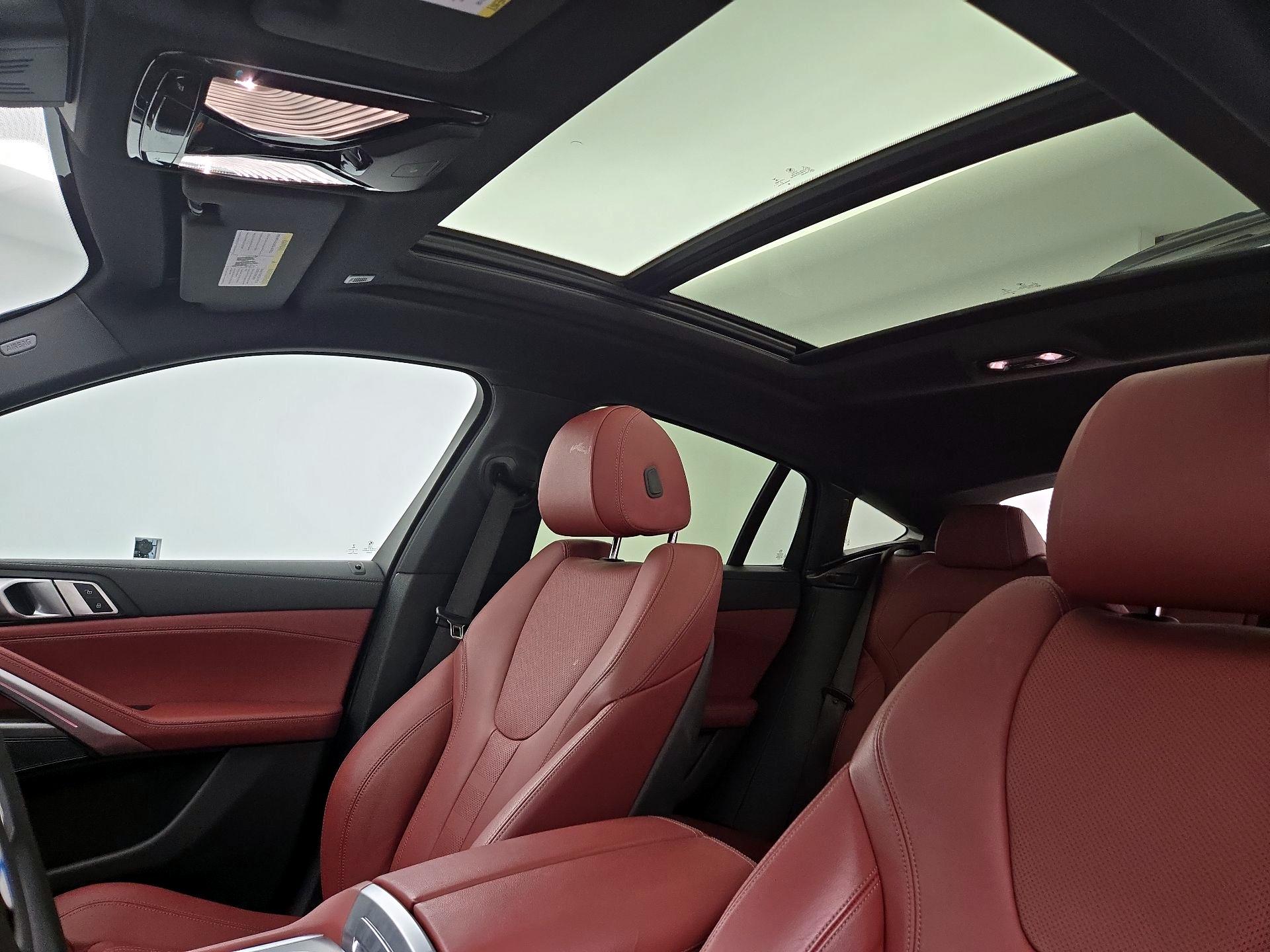 Thumbnail: 2022 BMW X6 - 20