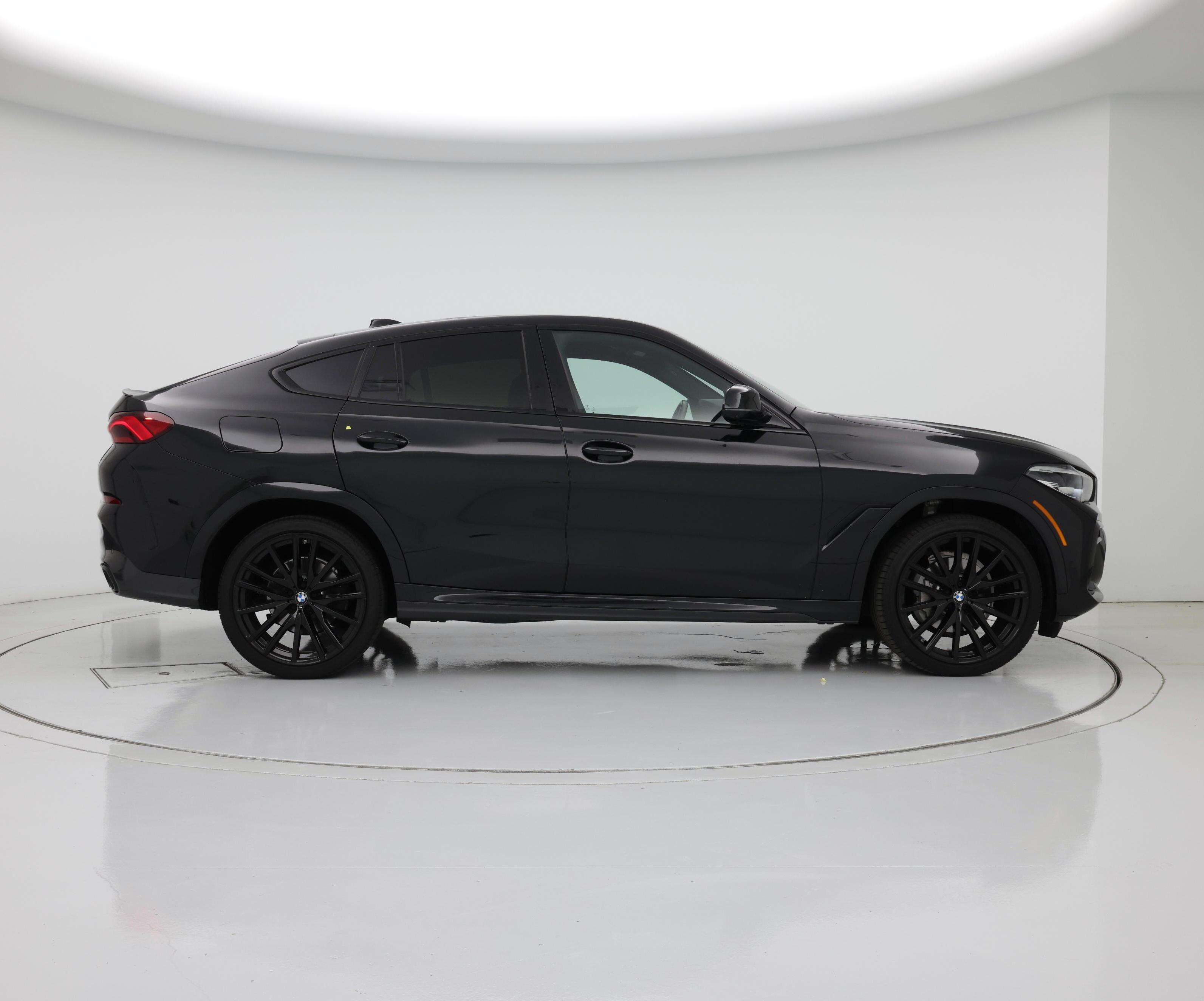 Thumbnail: 2022 BMW X6 - 7