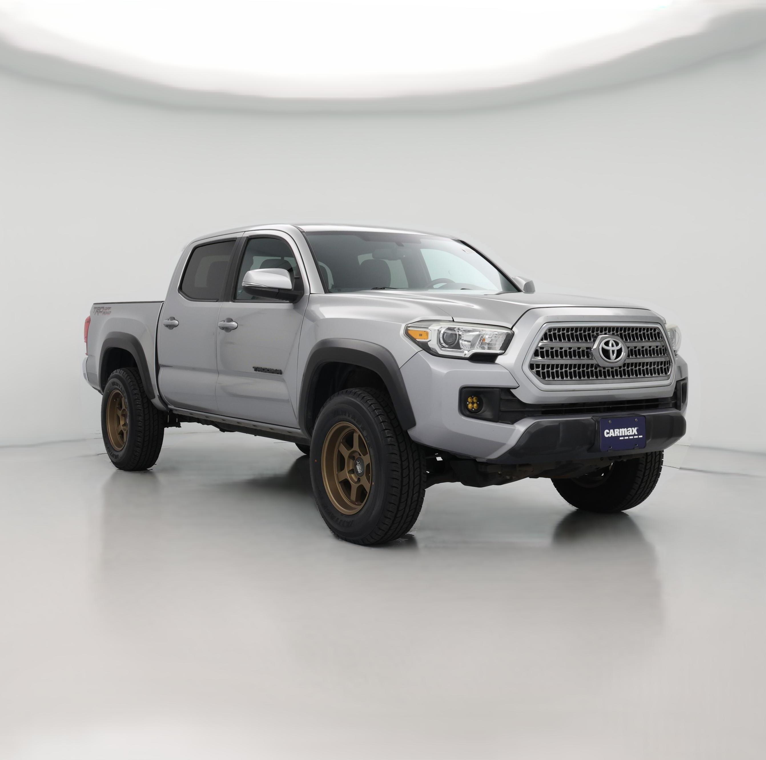 Thumbnail: 2017 Toyota Tacoma - 1