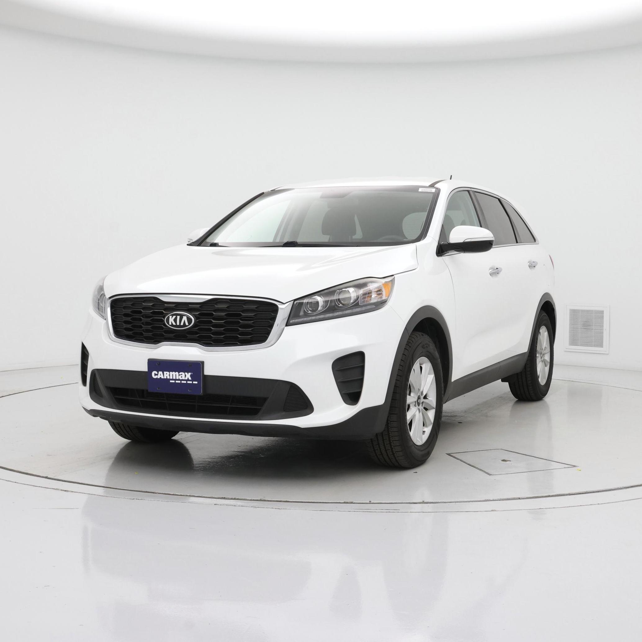 Thumbnail: 2019 Kia Sorento - 4