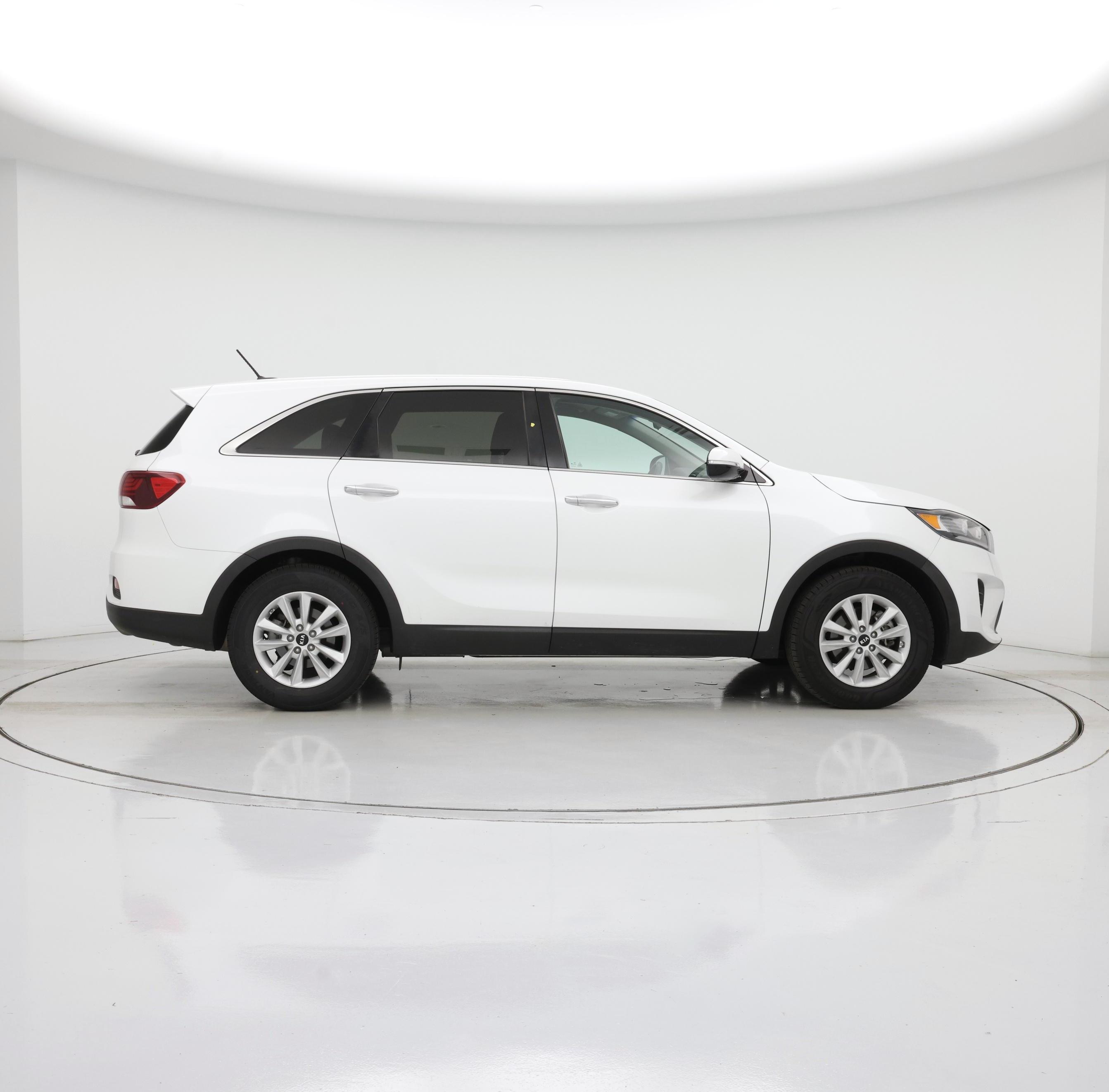 Thumbnail: 2019 Kia Sorento - 7
