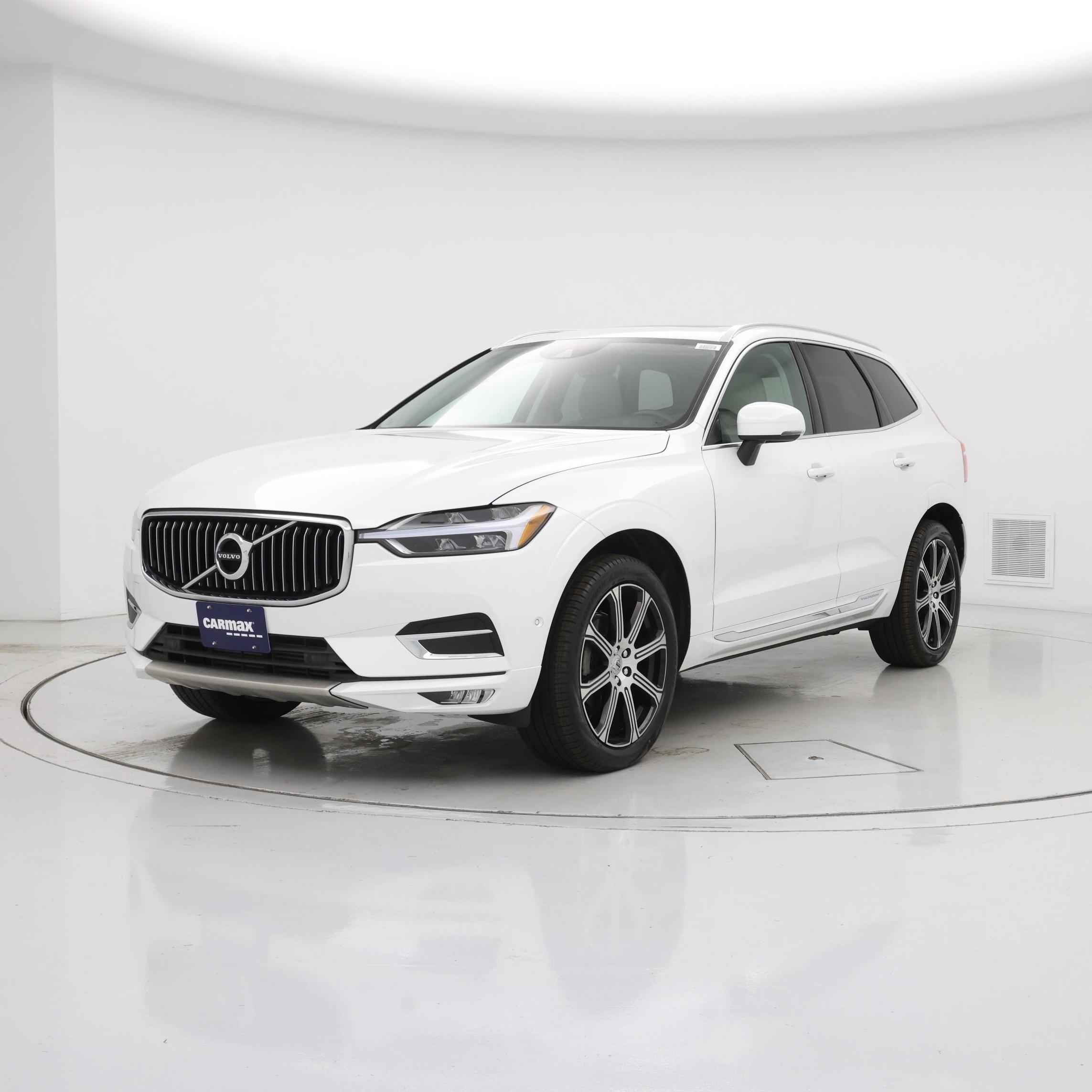 Thumbnail: 2019 Volvo XC60 - 4