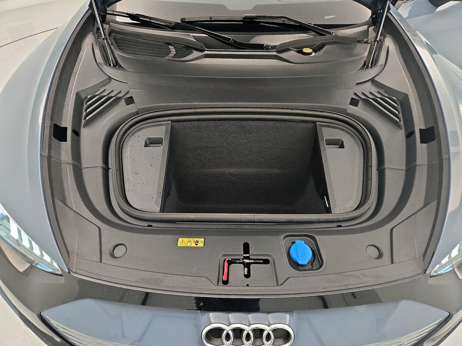 2023 Audi e-tron GT Prestige - Photo 24