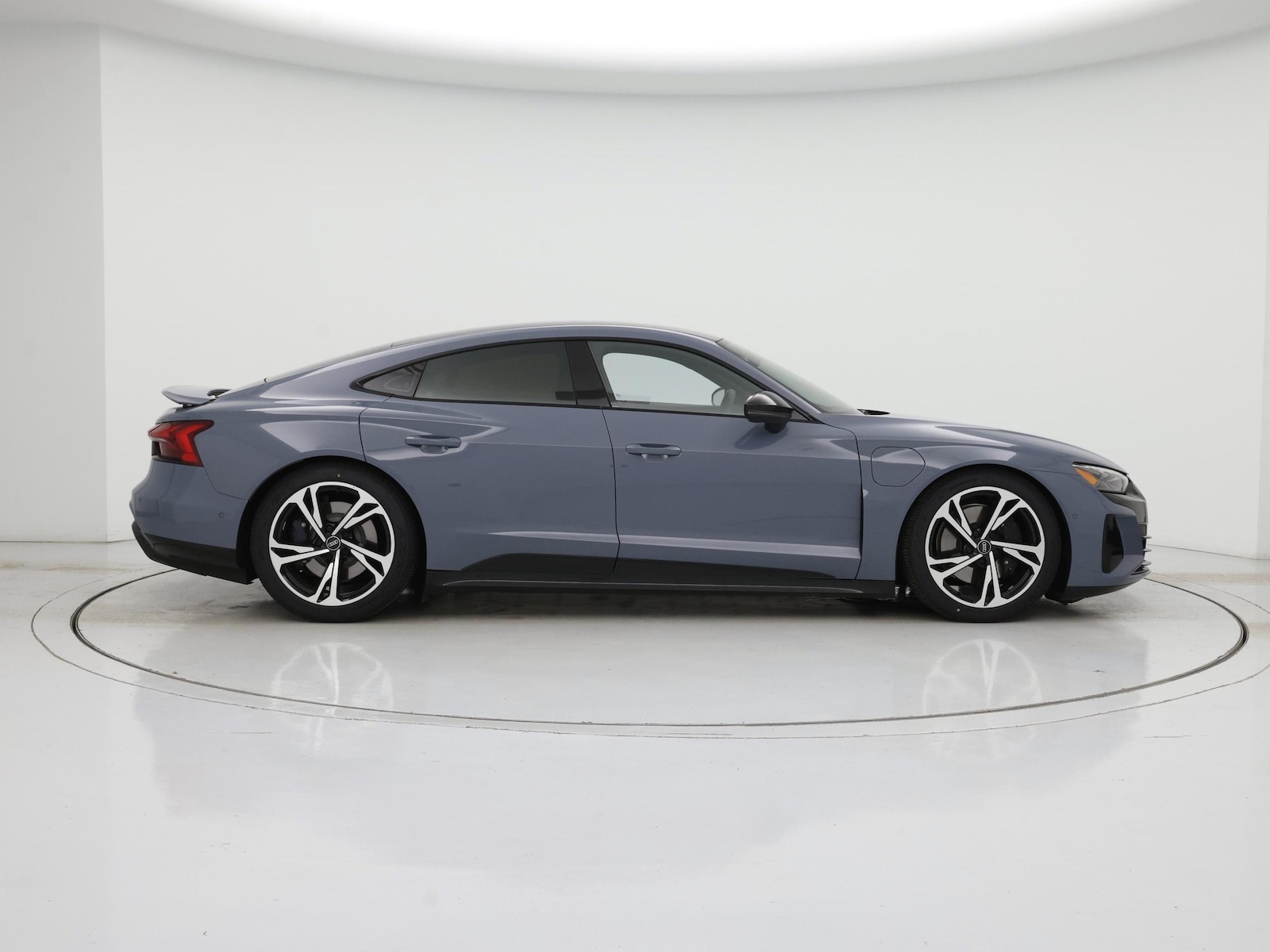 2023 Audi e-tron GT Prestige - Photo 8