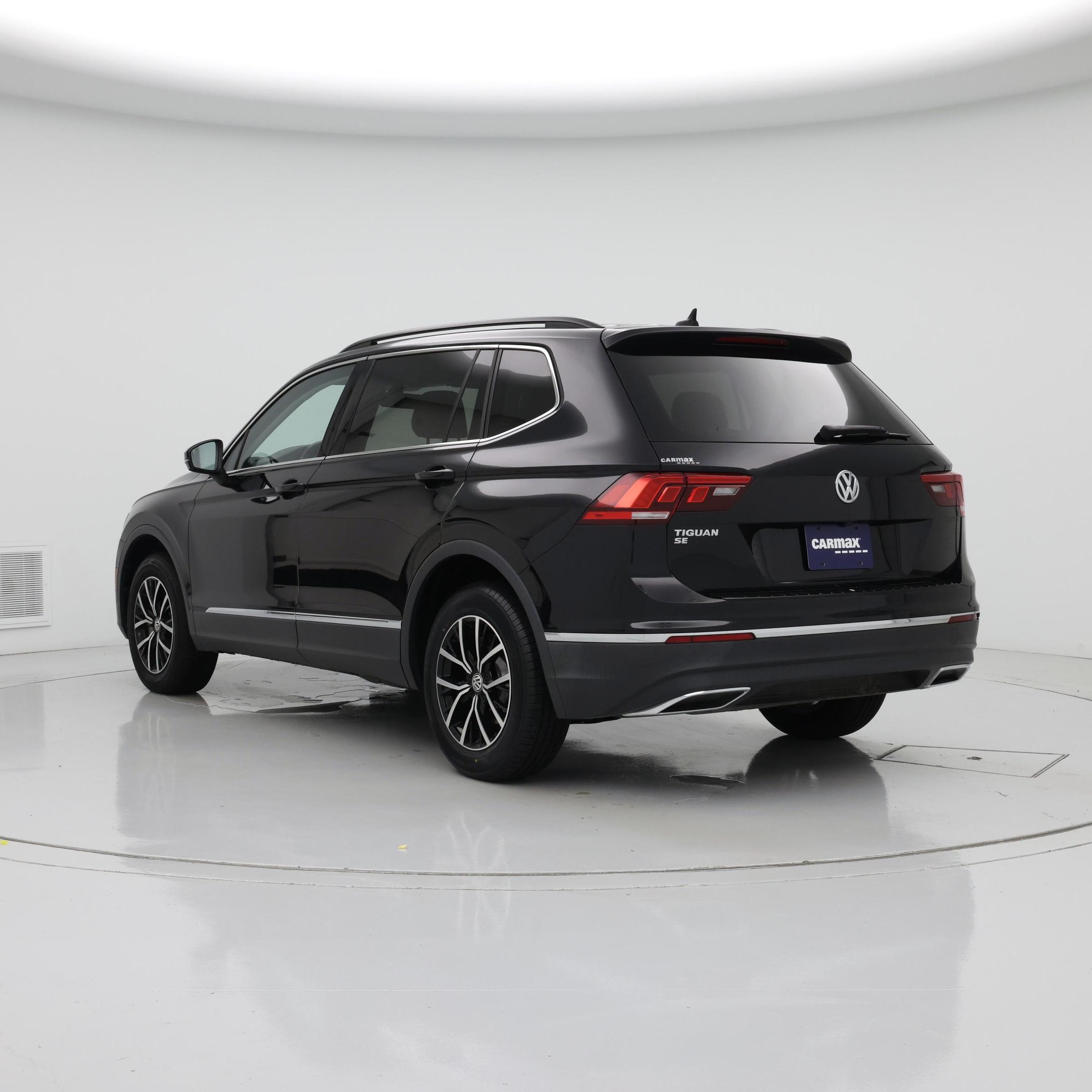 Thumbnail: 2021 Volkswagen Tiguan - 2