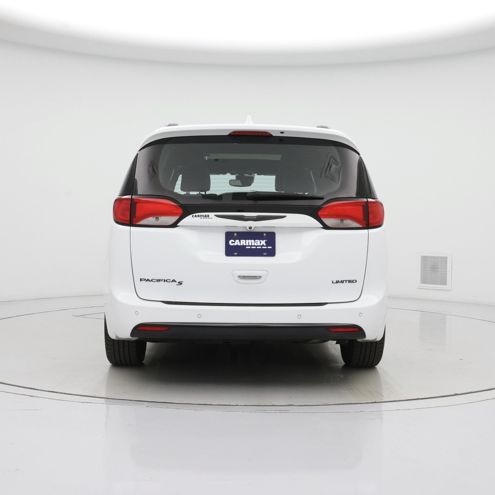 Thumbnail: 2020 Chrysler Pacifica - 6