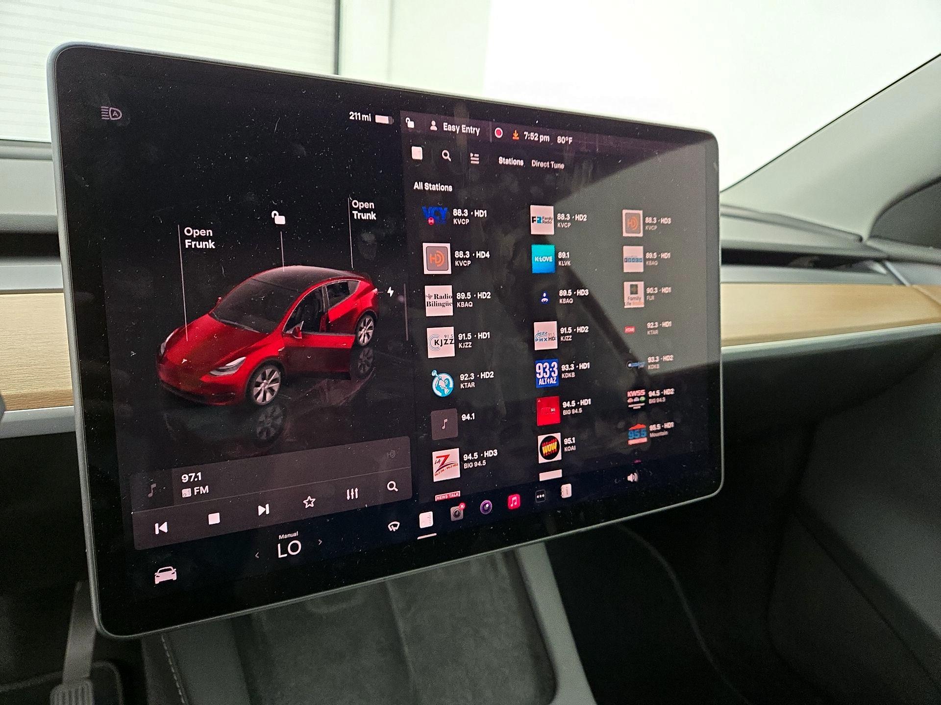 Thumbnail: 2023 Tesla Model Y - 15