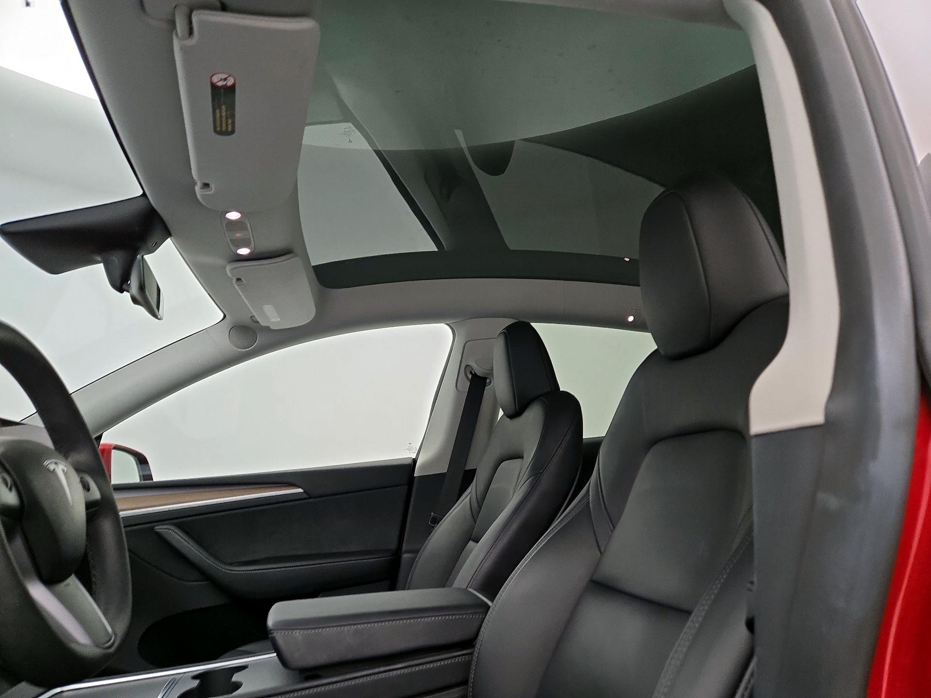 Thumbnail: 2023 Tesla Model Y - 18