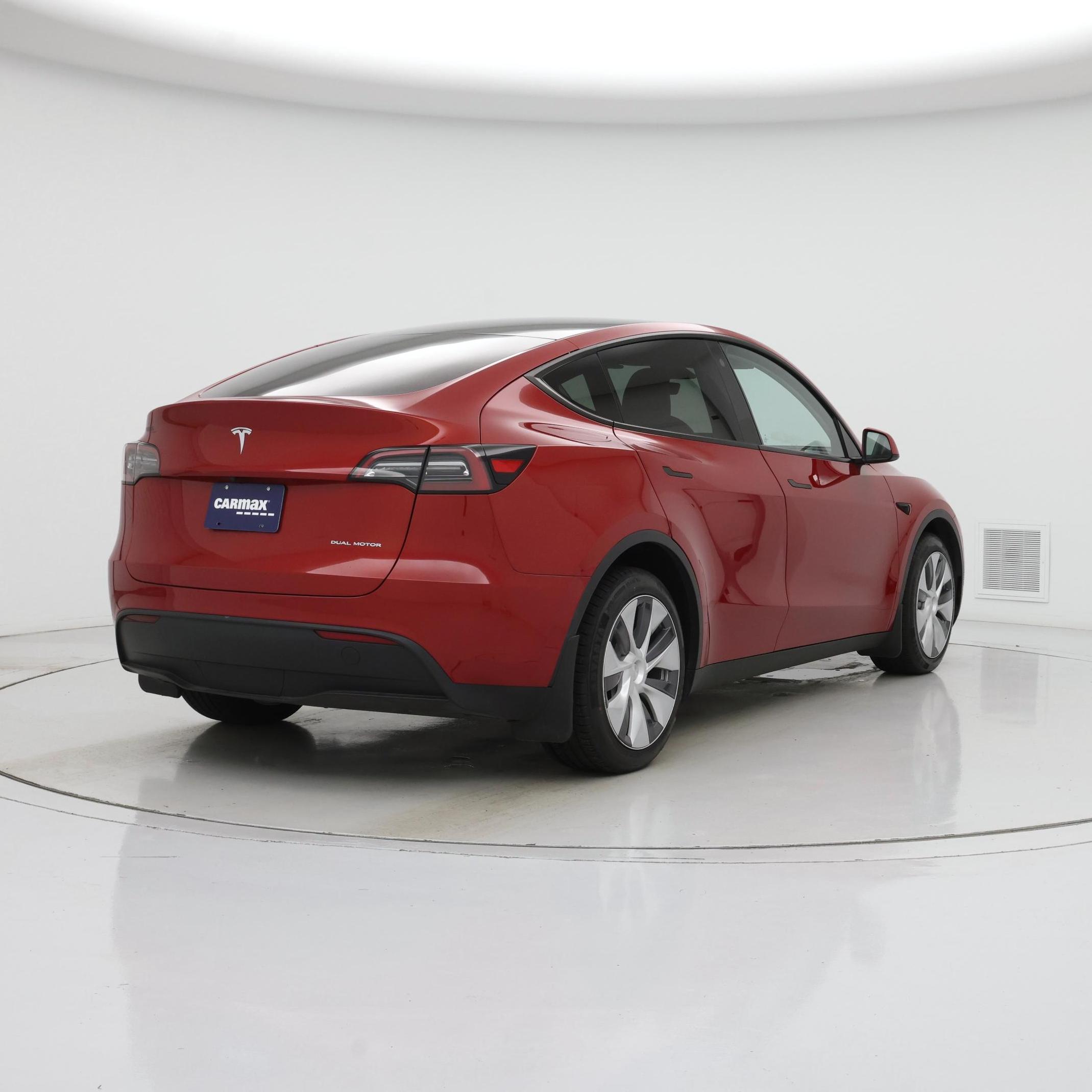 Thumbnail: 2023 Tesla Model Y - 8