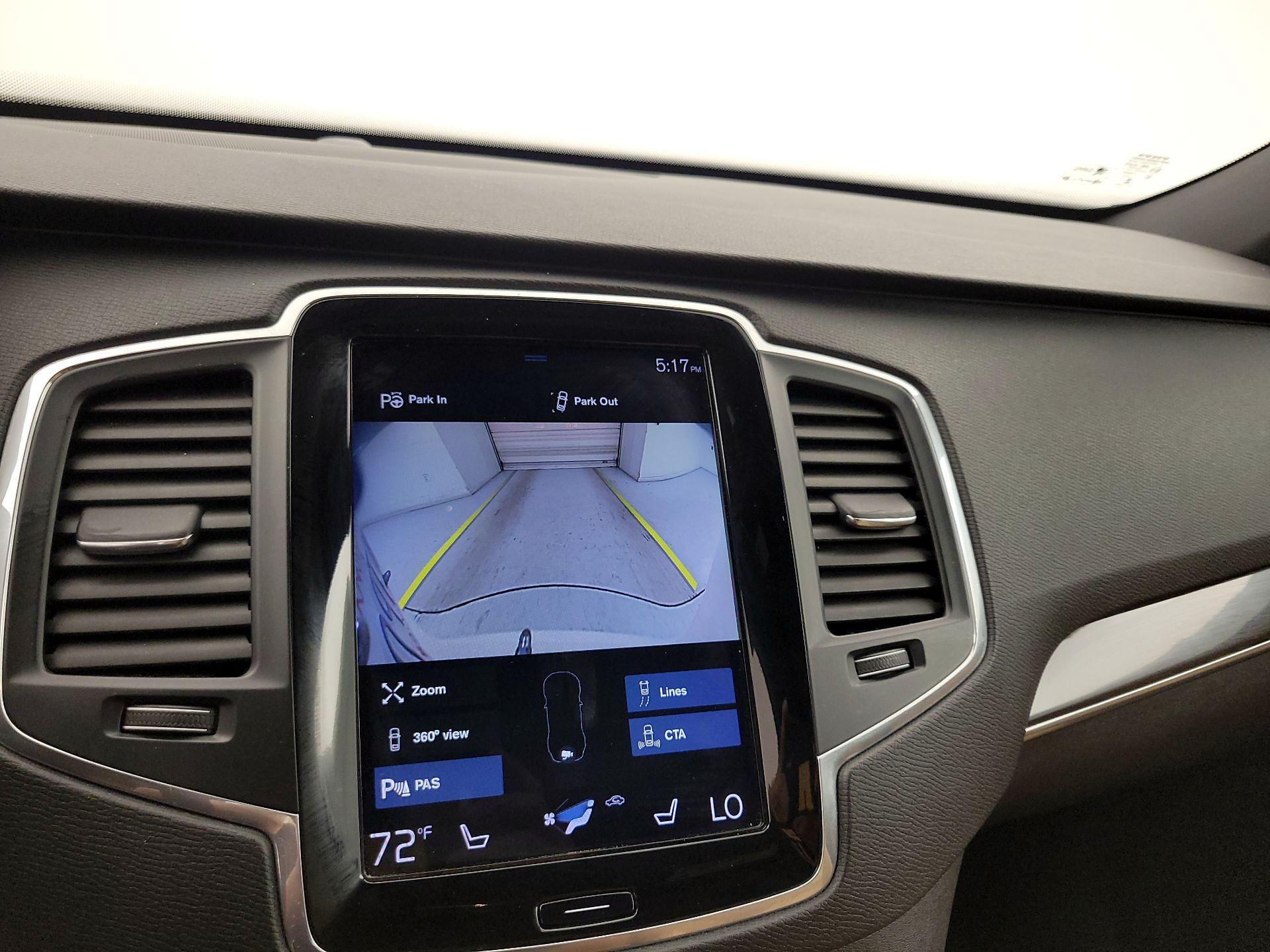 Thumbnail: 2019 Volvo XC90 - 15