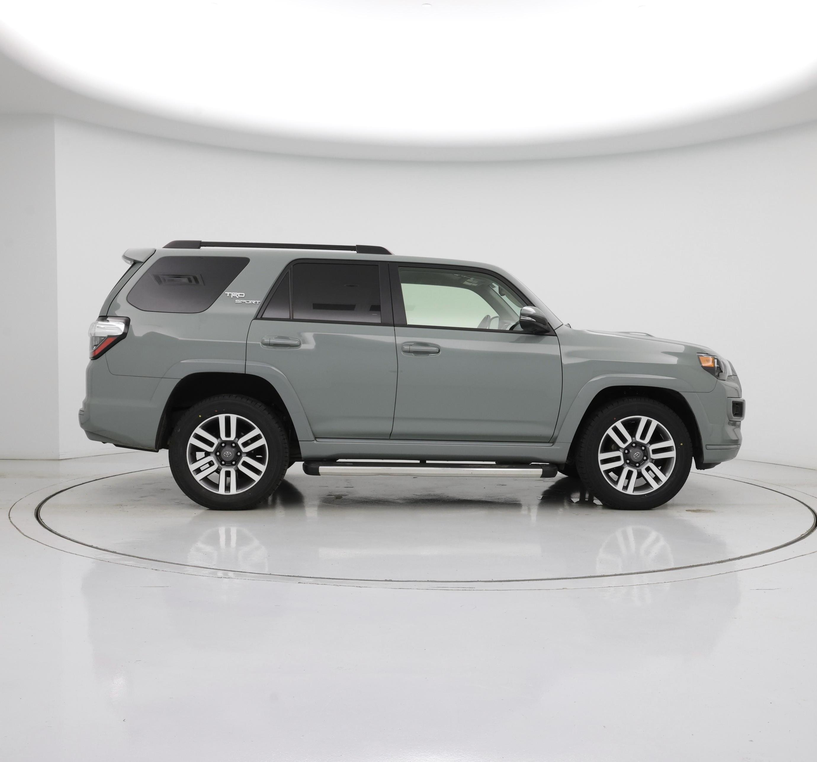 Thumbnail: 2022 Toyota 4Runner - 7