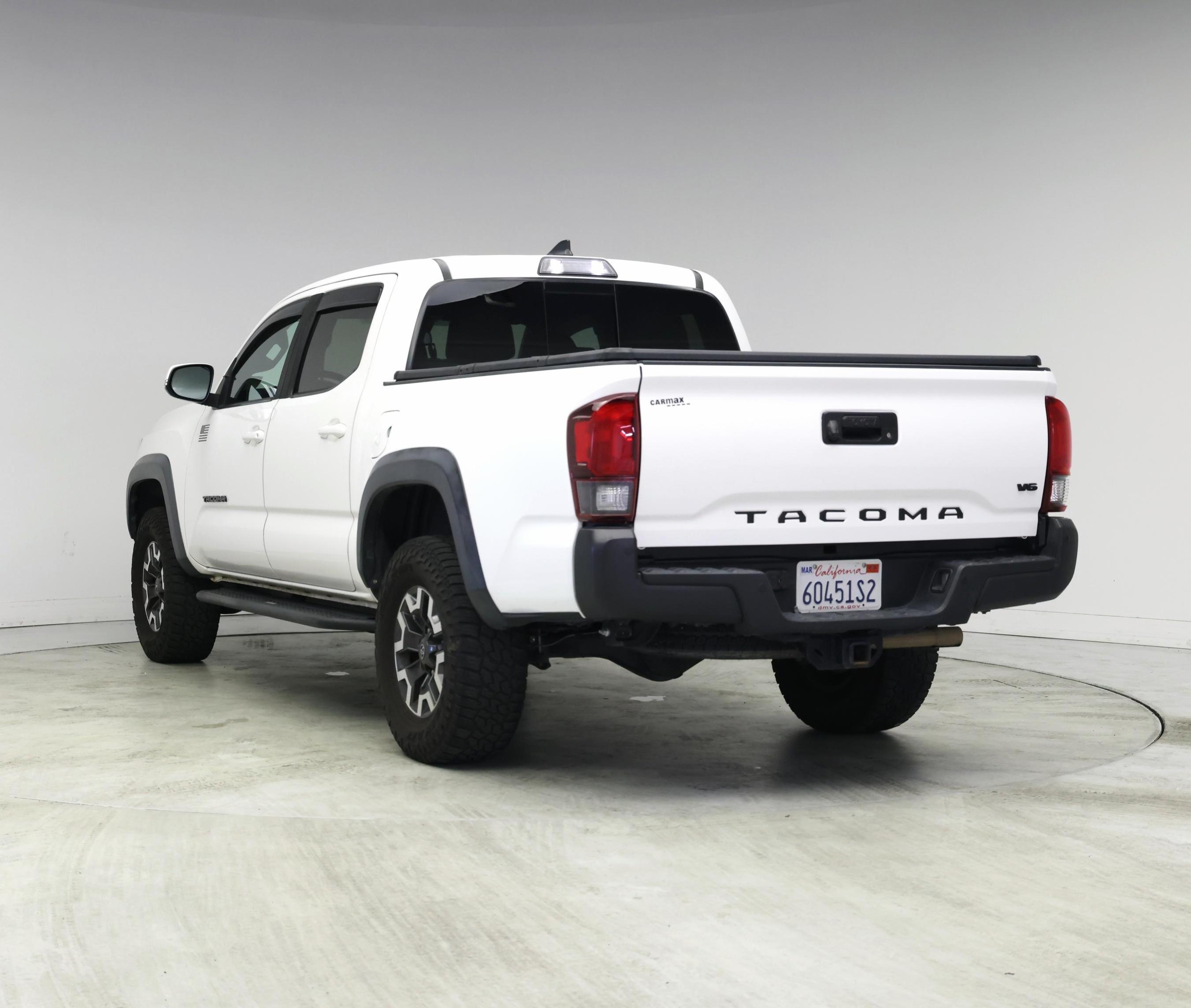 Thumbnail: 2019 Toyota Tacoma - 2