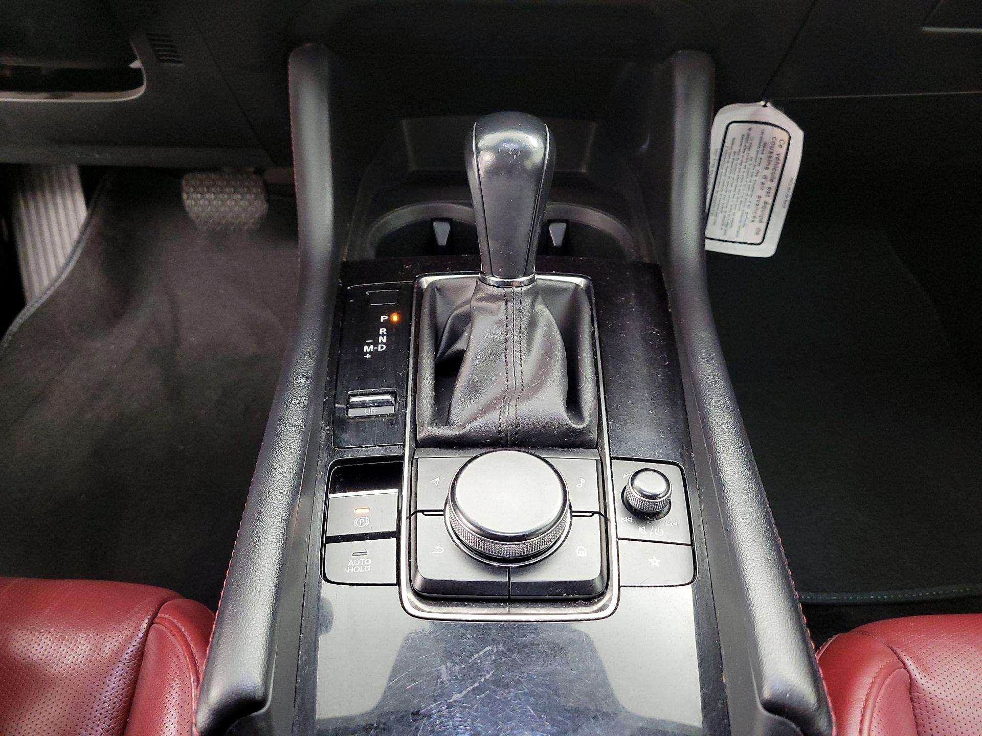 Thumbnail: 2022 Mazda Mazda3 - 17