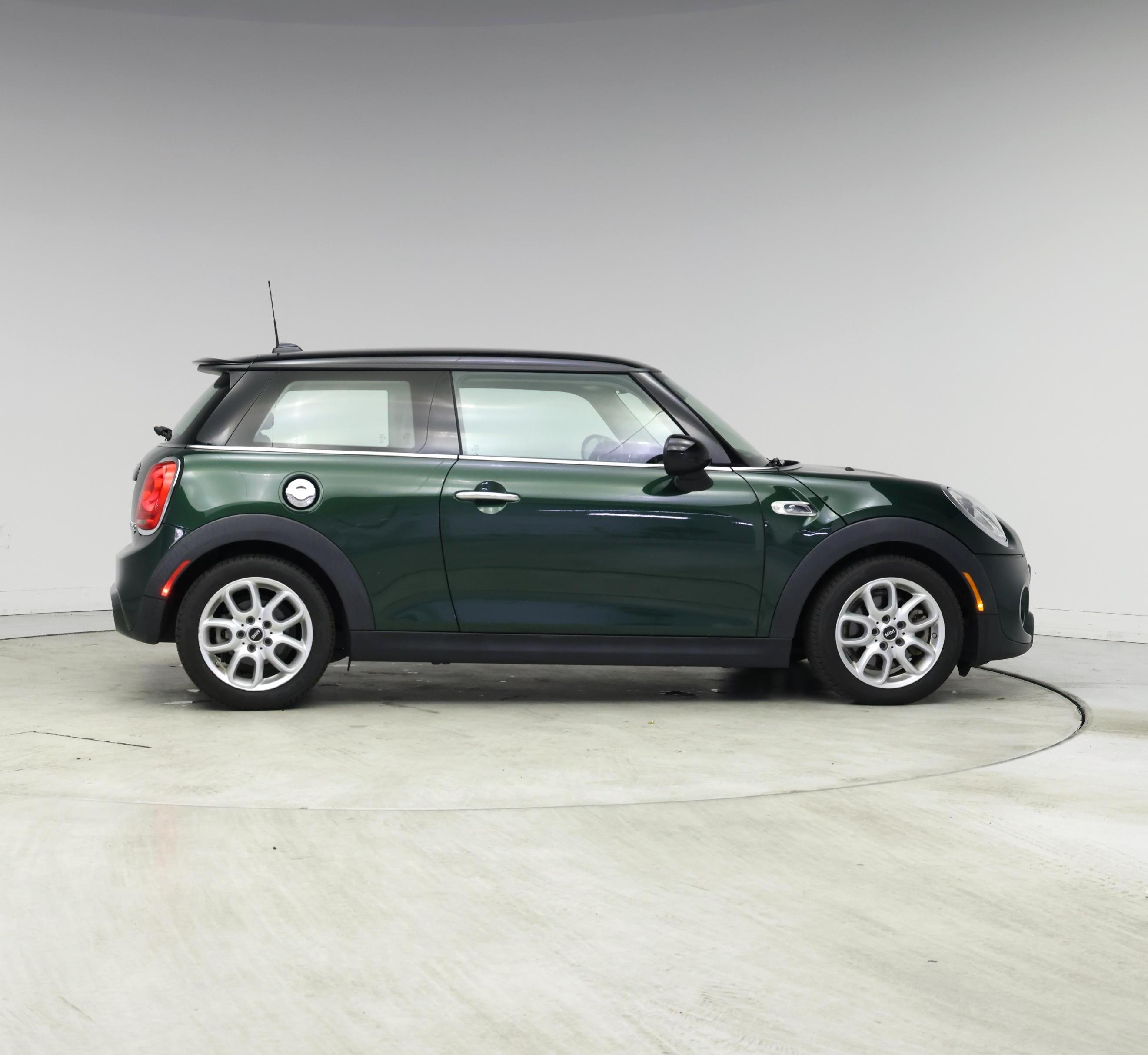 Thumbnail: 2015 MINI Cooper Hardtop - 7