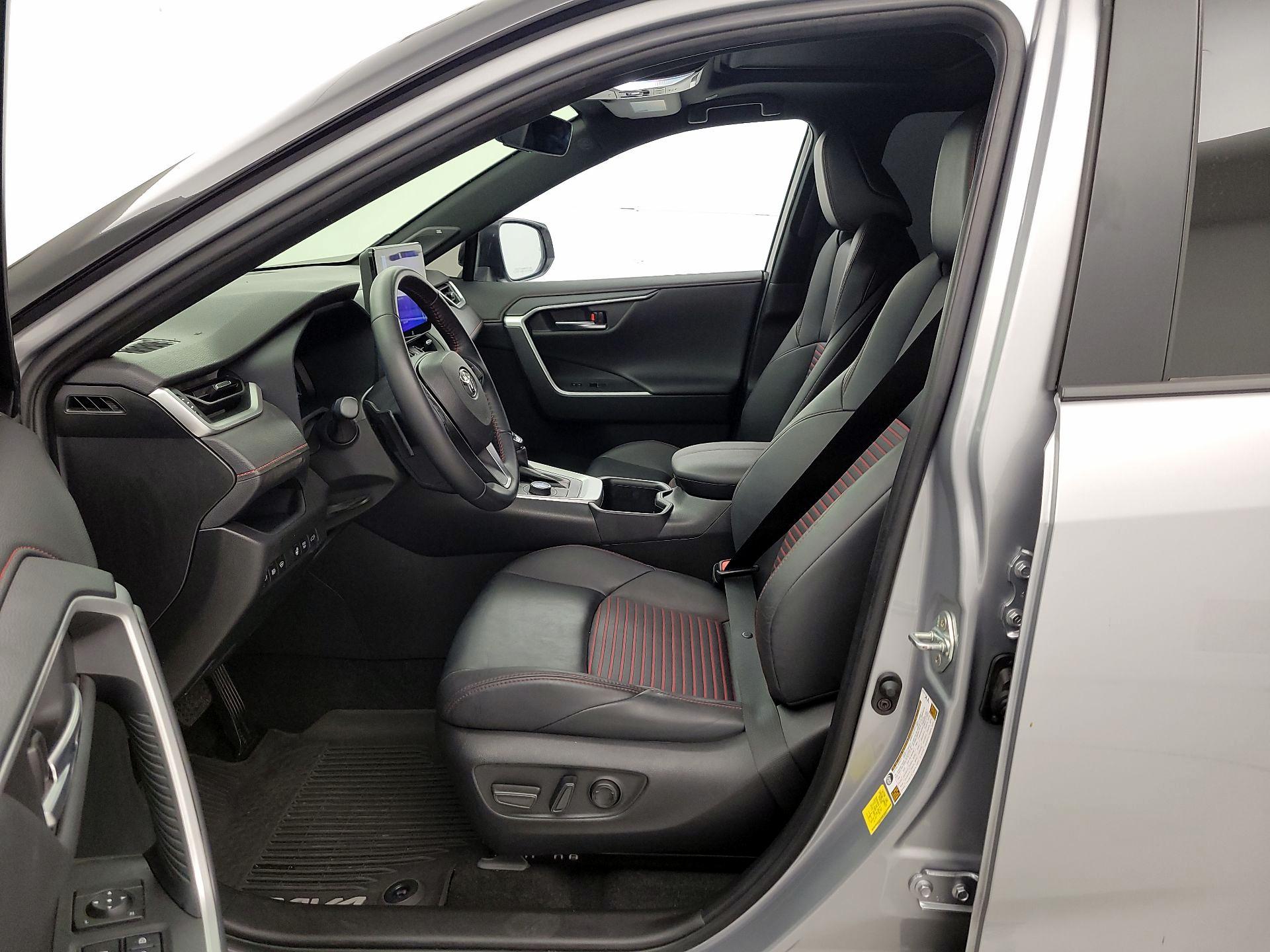 Thumbnail: 2024 Toyota RAV4 - 11