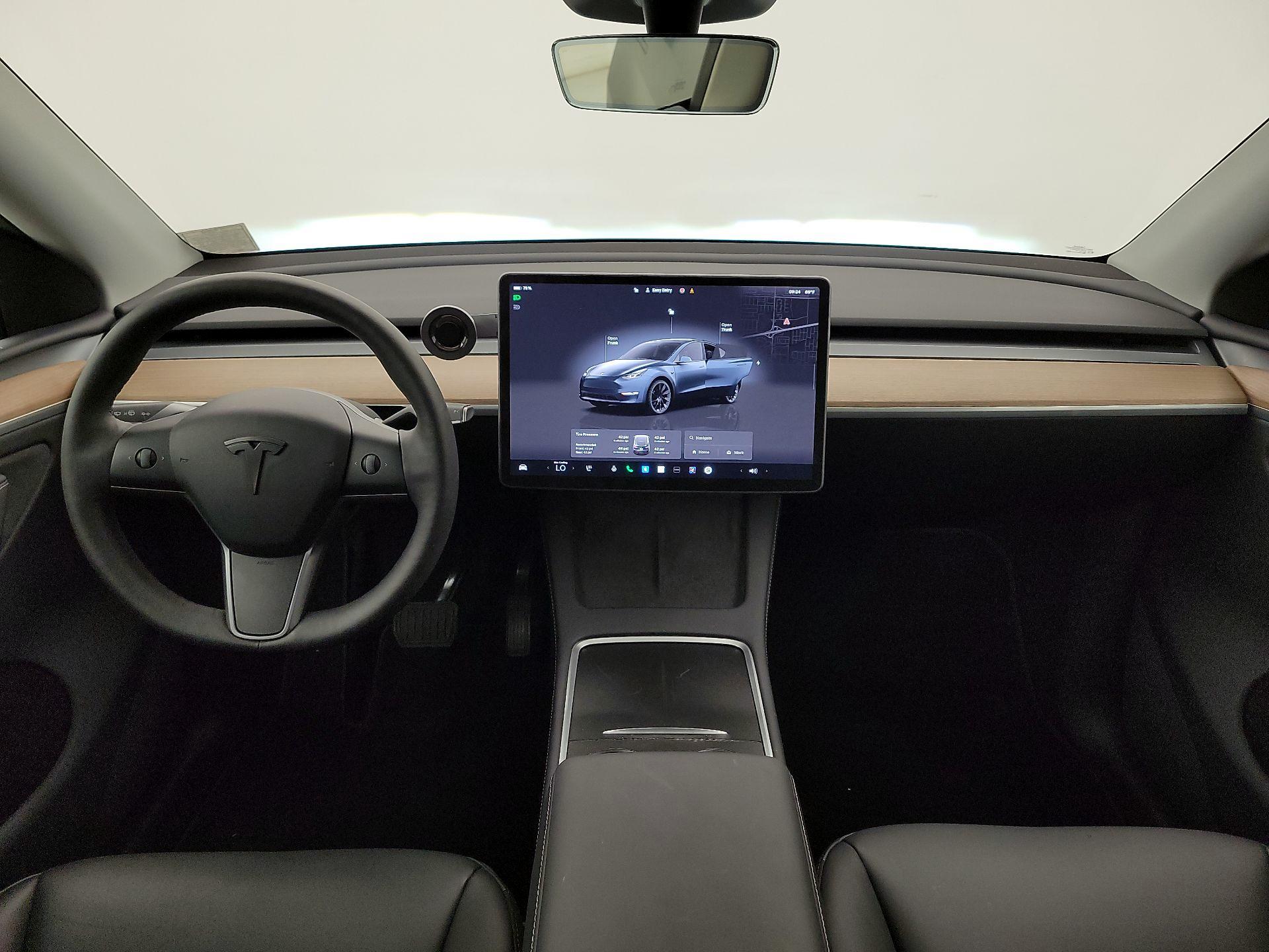 Thumbnail: 2024 Tesla Model Y - 9