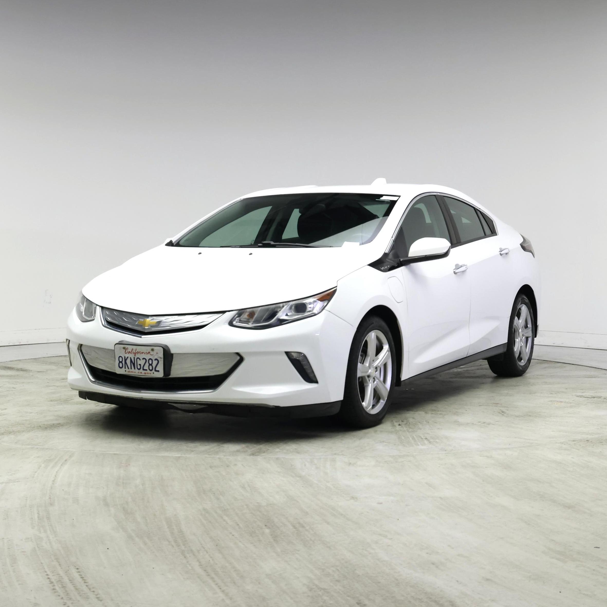 Thumbnail: 2017 Chevrolet Volt - 4