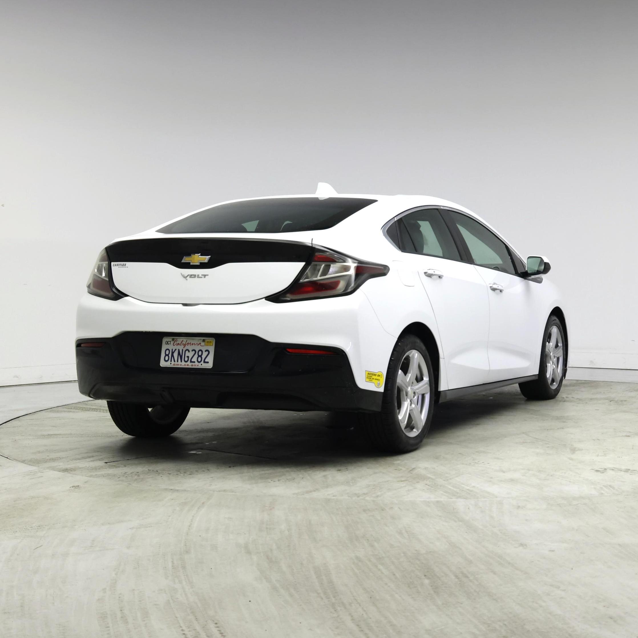 Thumbnail: 2017 Chevrolet Volt - 8