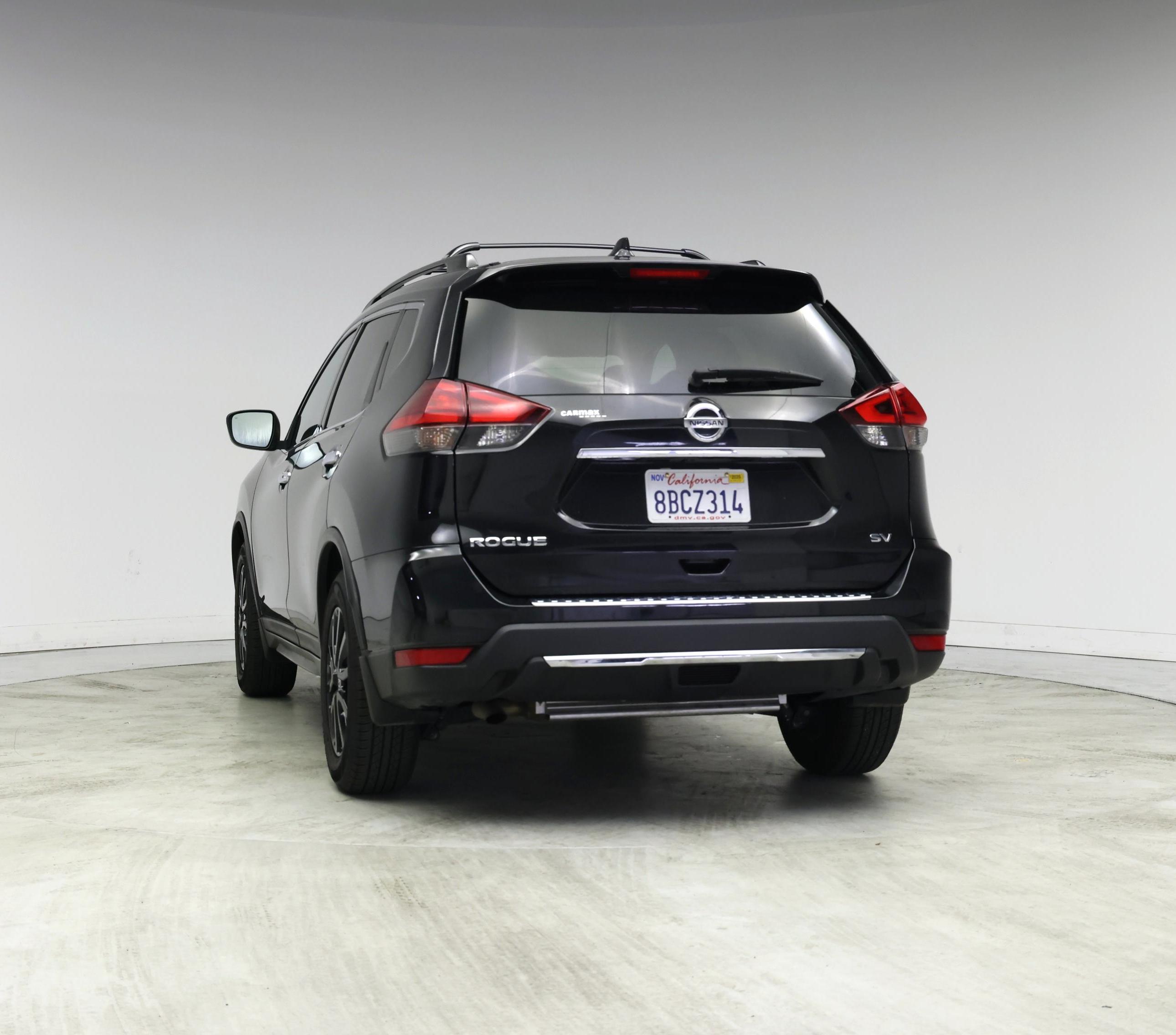 Thumbnail: 2017 Nissan Rogue - 6