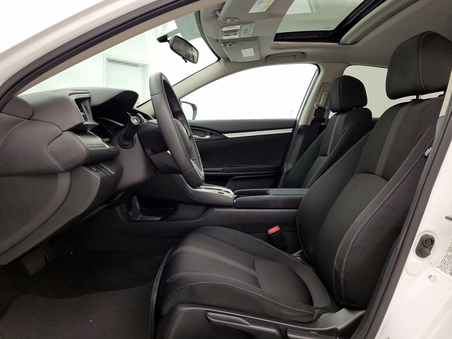 Thumbnail: 2016 Honda Civic - 11