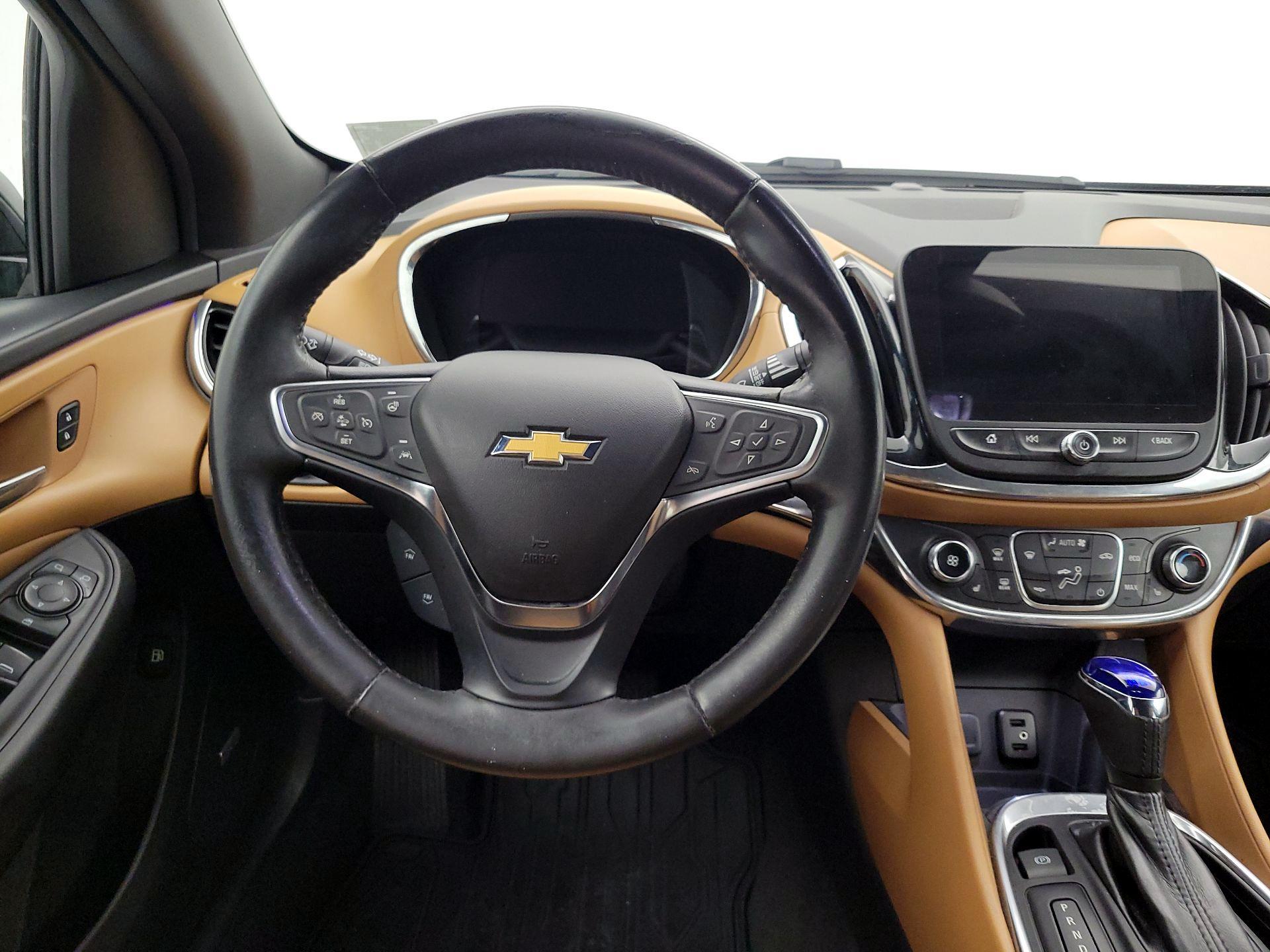 Thumbnail: 2016 Chevrolet Volt - 10