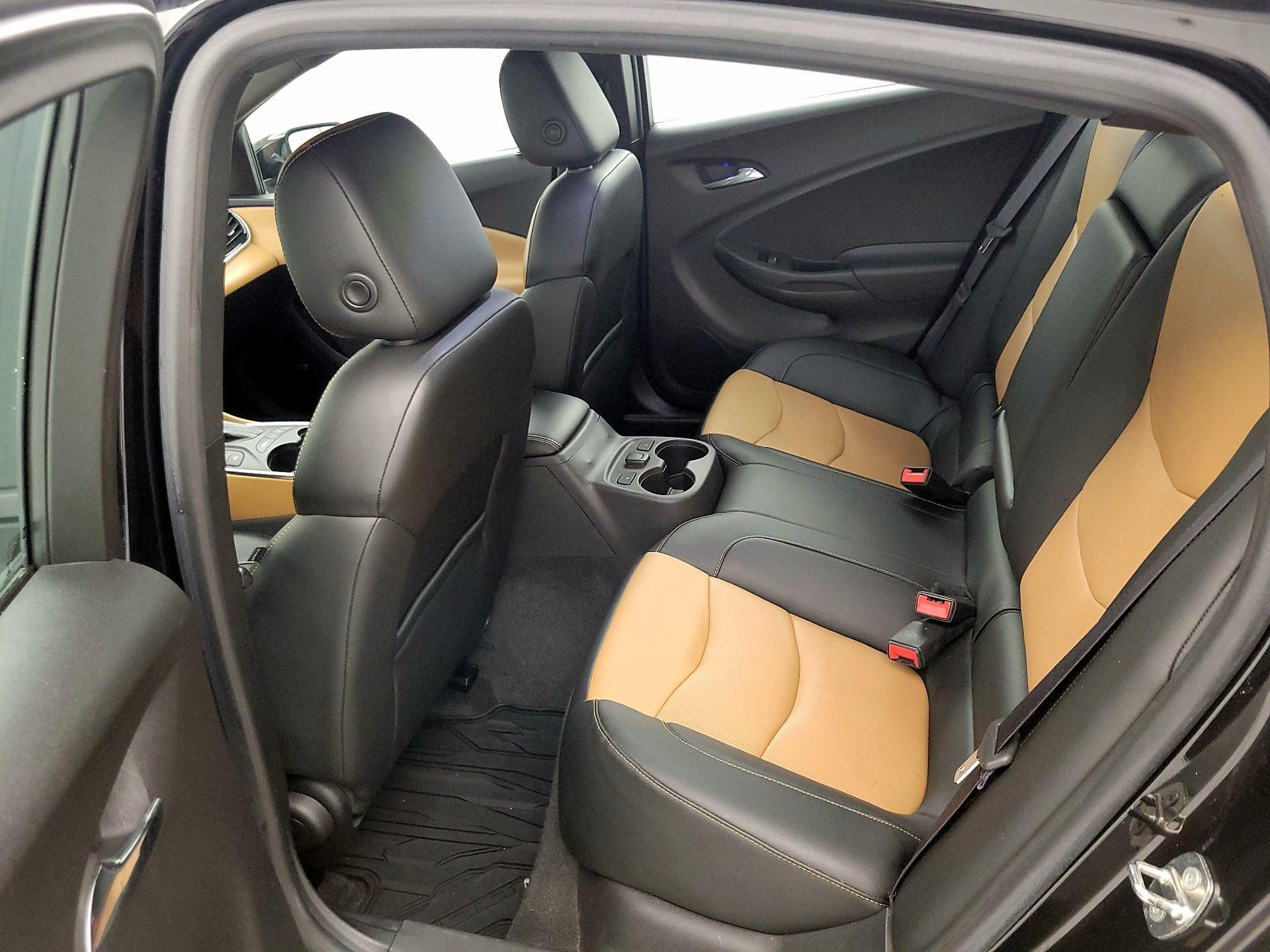 Thumbnail: 2016 Chevrolet Volt - 19