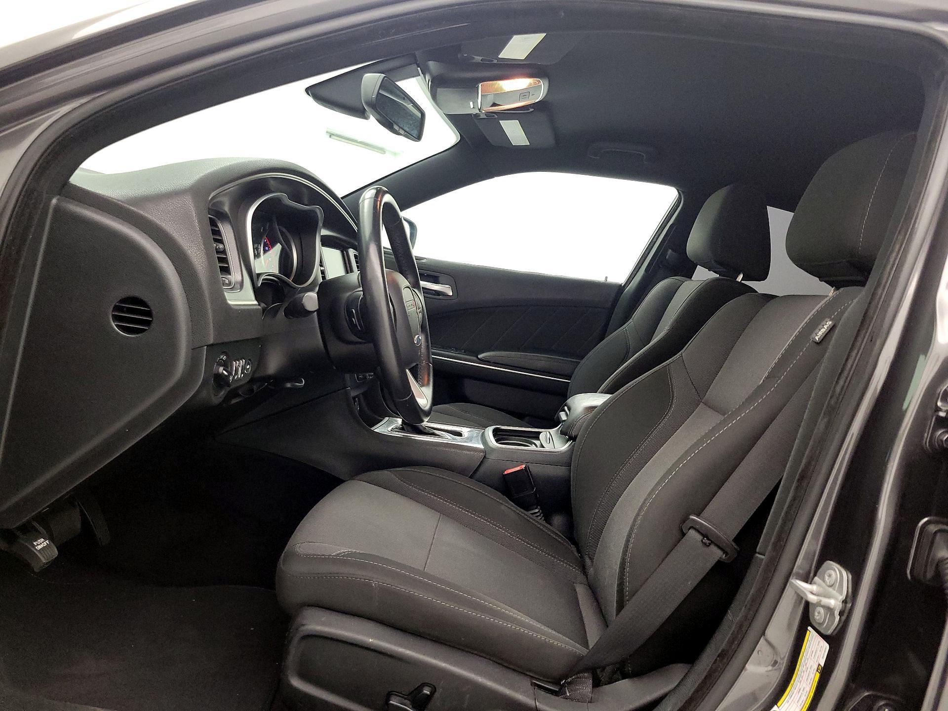 Thumbnail: 2016 Dodge Charger - 11