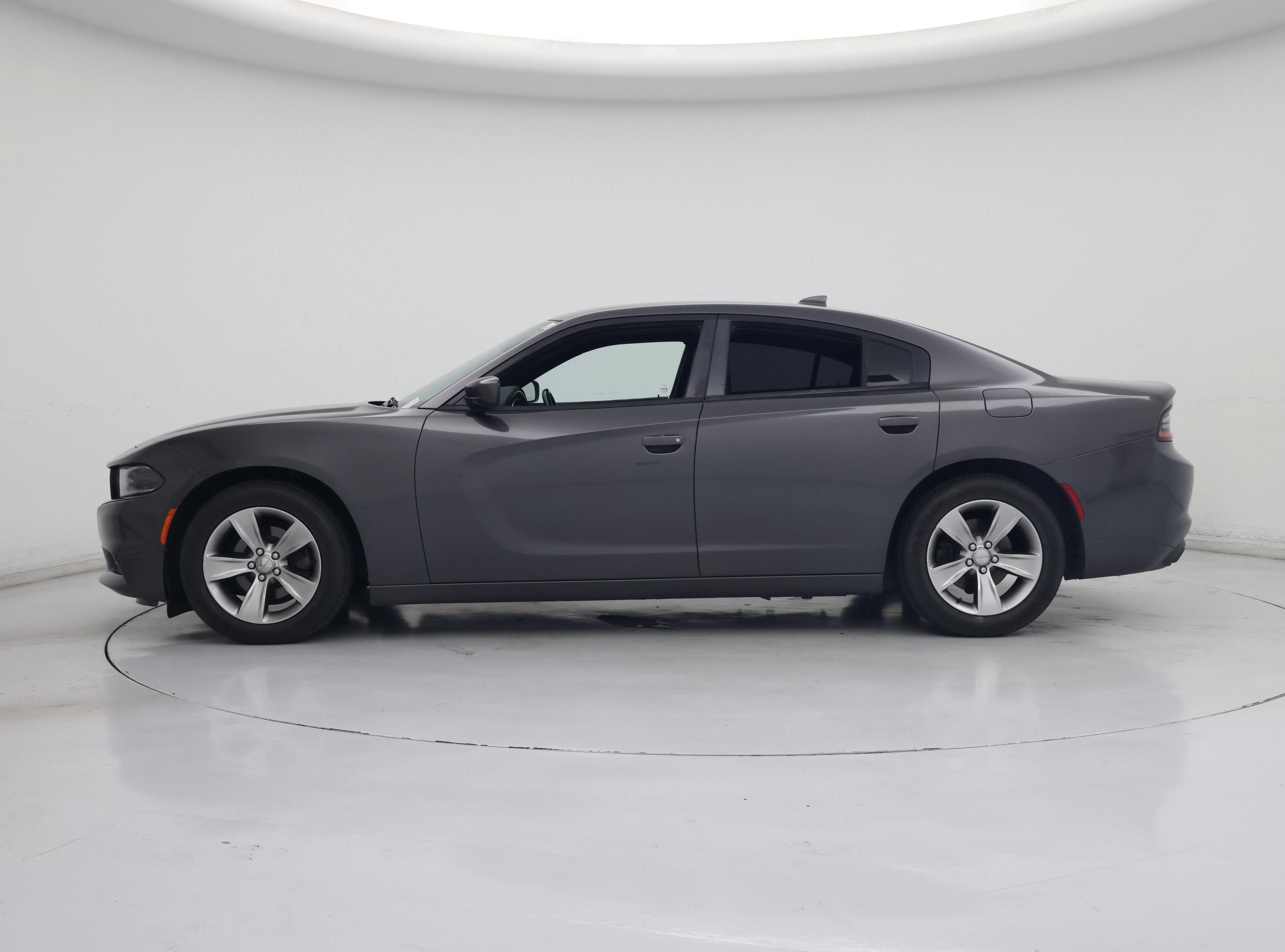 Thumbnail: 2016 Dodge Charger - 3