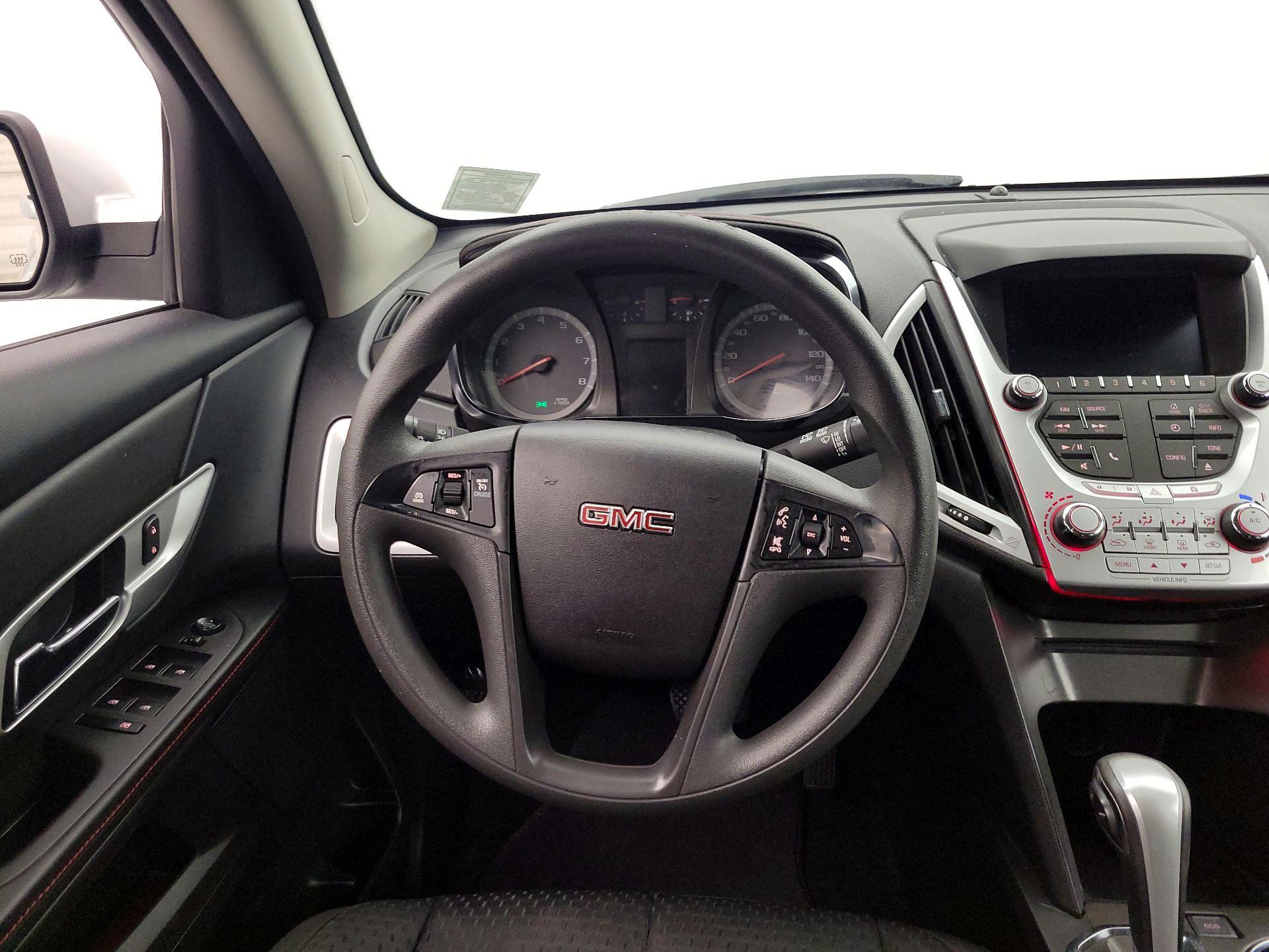 Thumbnail: 2015 GMC Terrain - 10