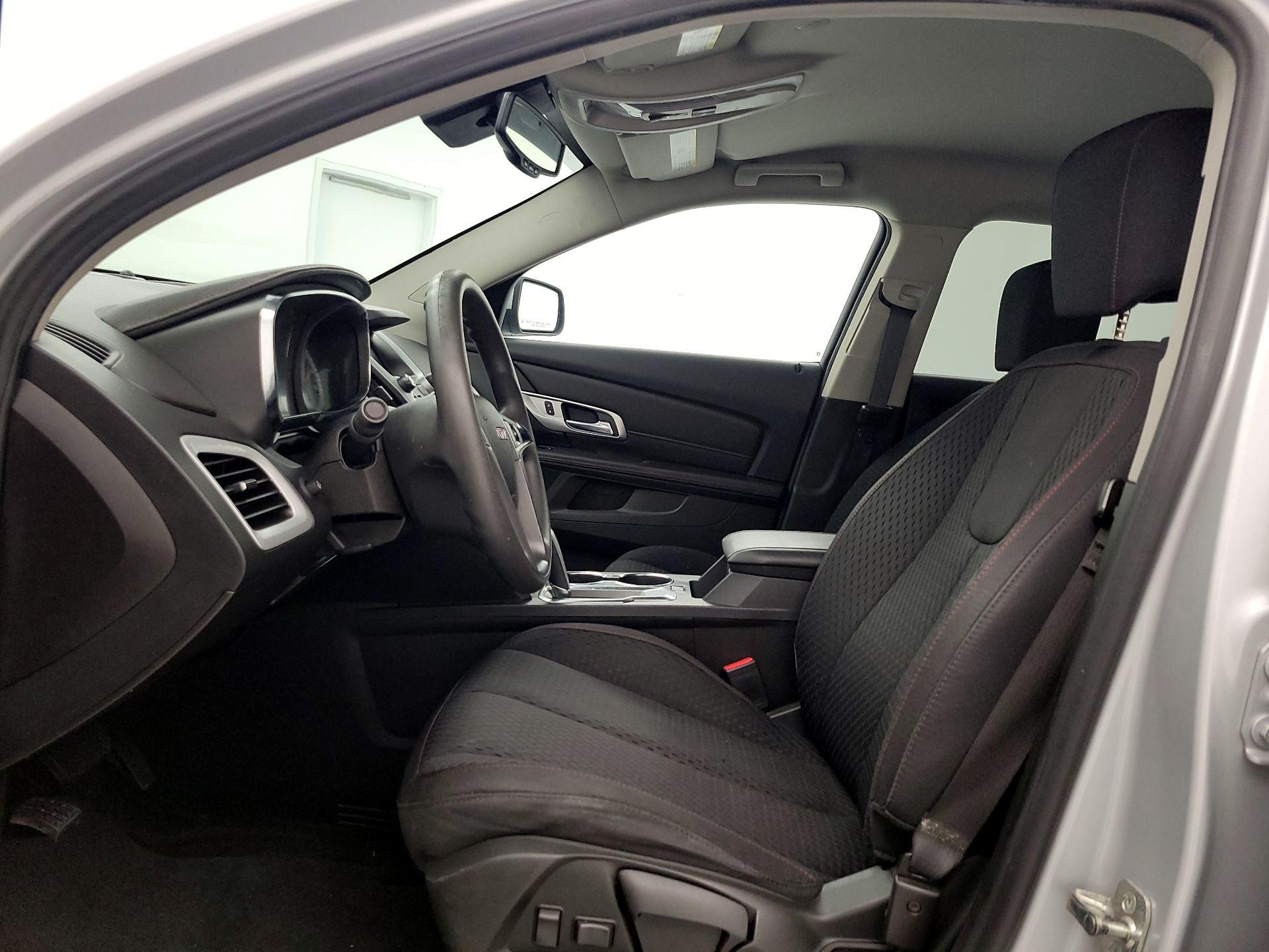 Thumbnail: 2015 GMC Terrain - 11