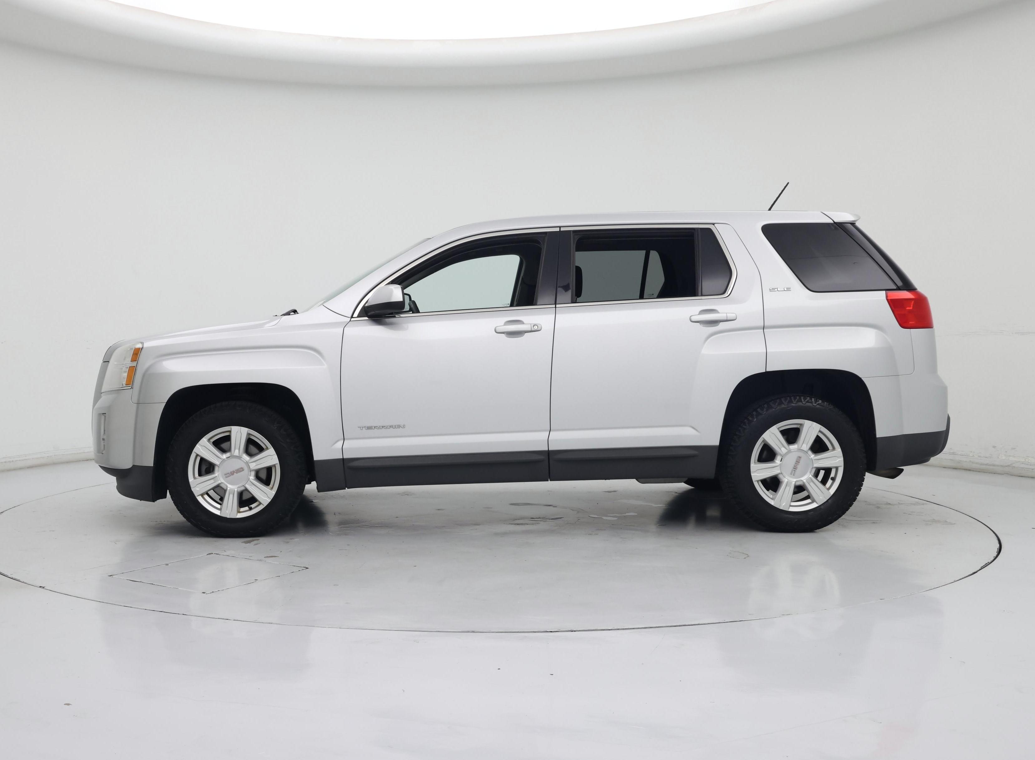 Thumbnail: 2015 GMC Terrain - 3