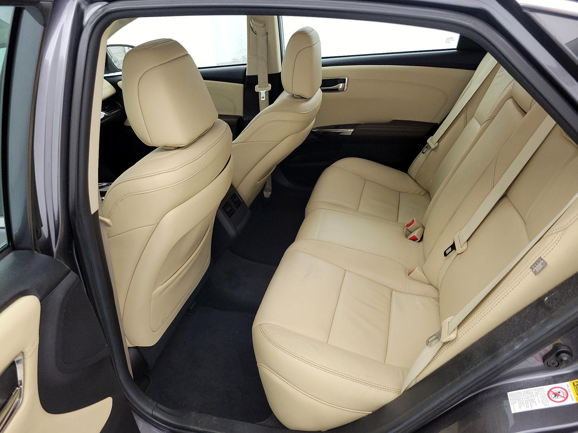 Thumbnail: 2014 Toyota Avalon - 20