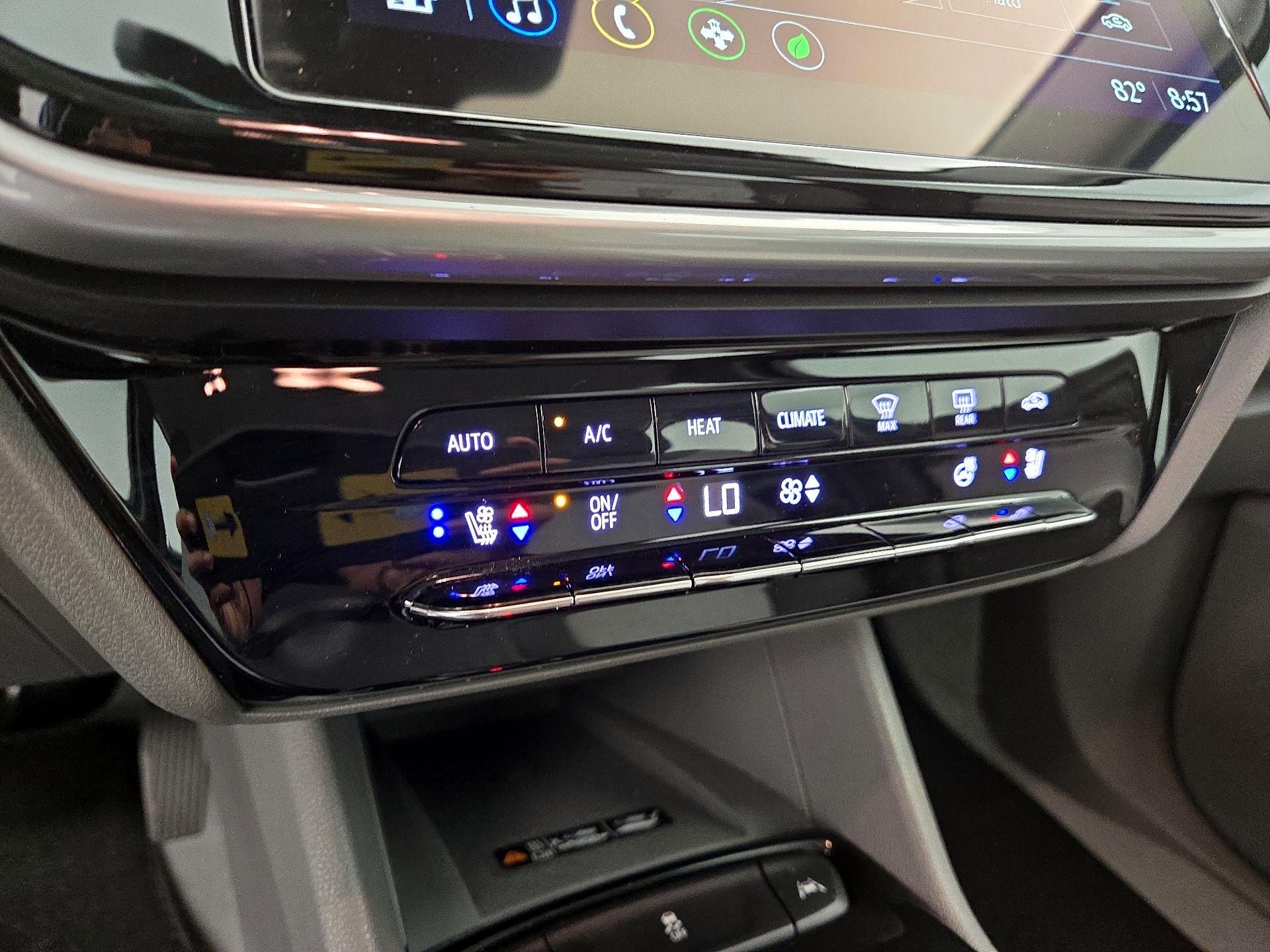 Thumbnail: 2023 Chevrolet Bolt EUV - 16