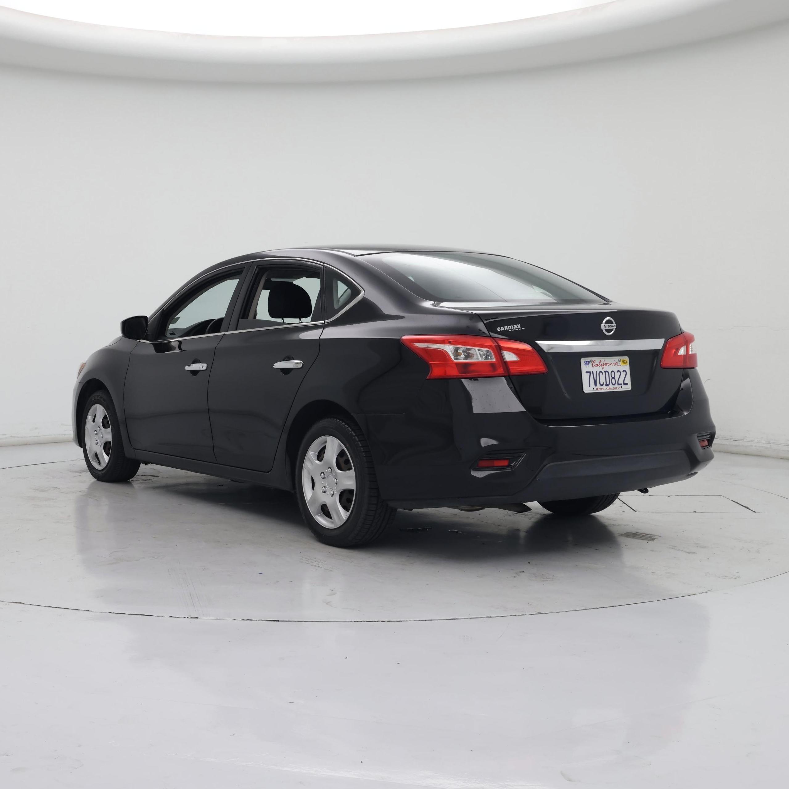 Thumbnail: 2016 Nissan Sentra - 2