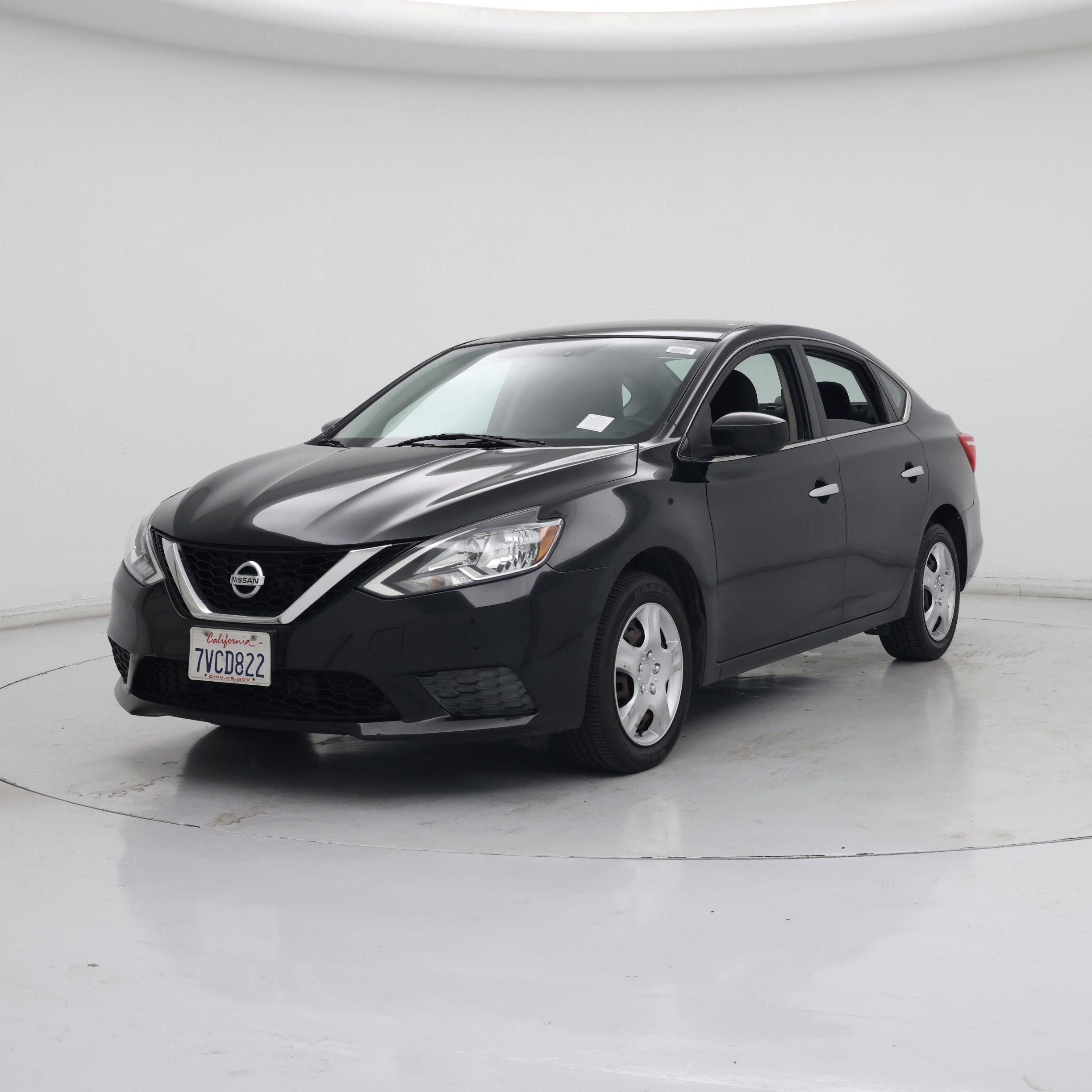 Thumbnail: 2016 Nissan Sentra - 4
