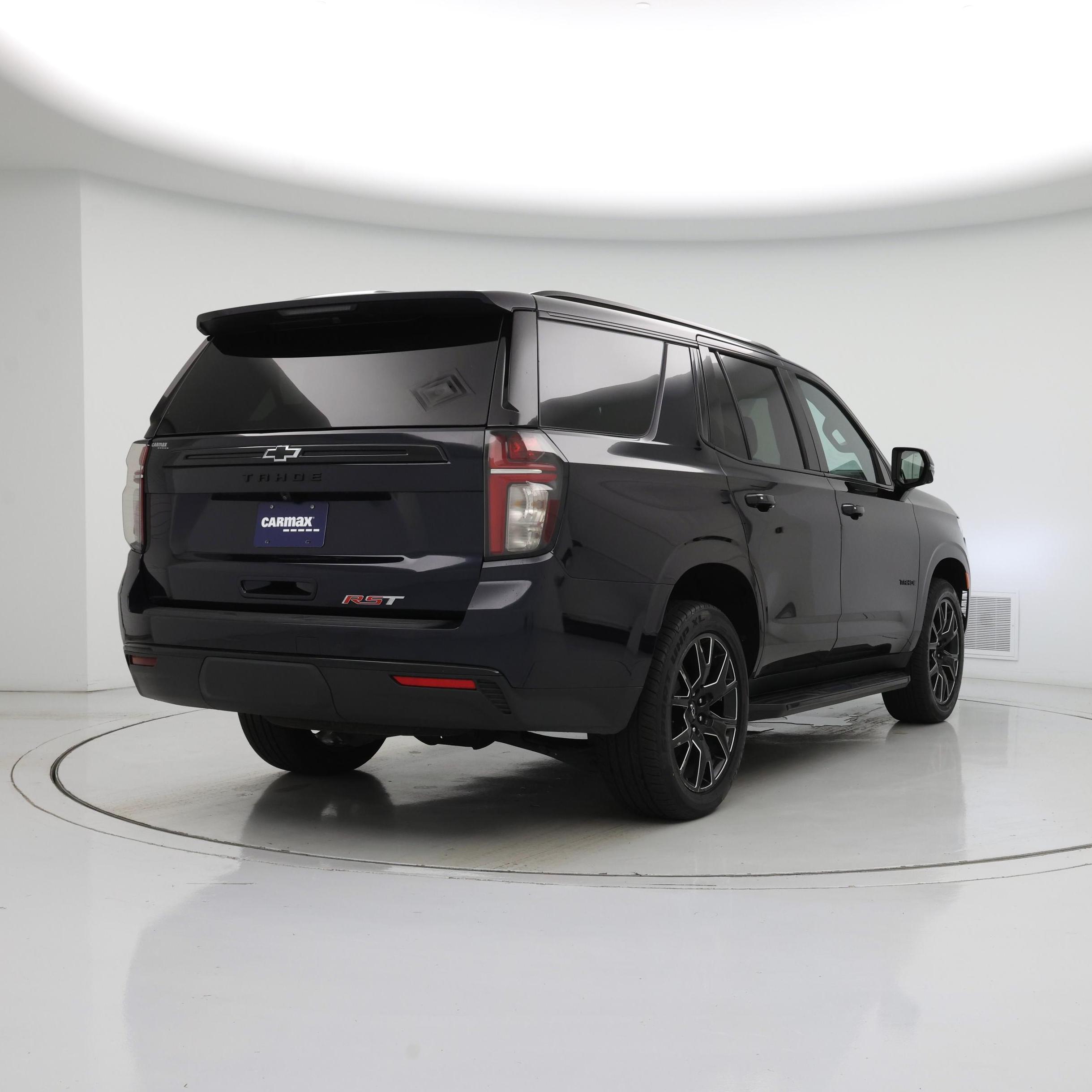 Thumbnail: 2023 Chevrolet Tahoe - 8