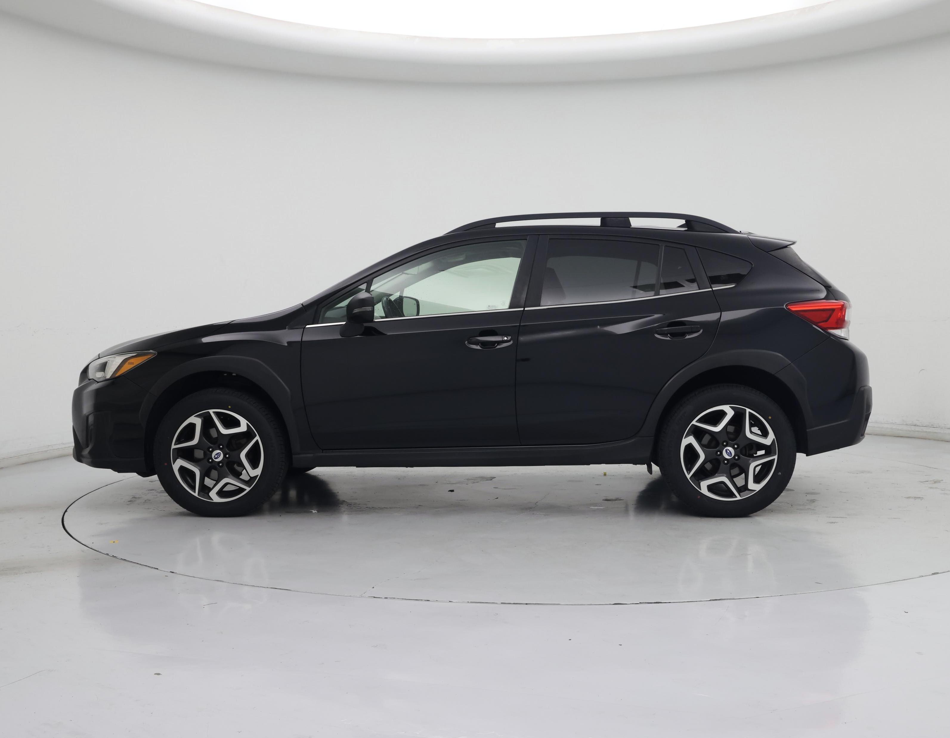 Thumbnail: 2018 Subaru Crosstrek - 3