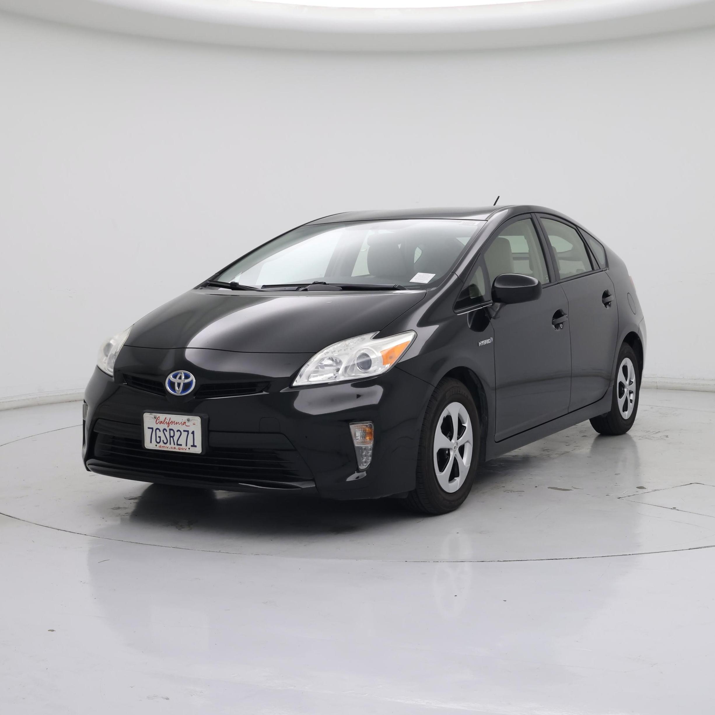 Thumbnail: 2015 Toyota Prius - 4