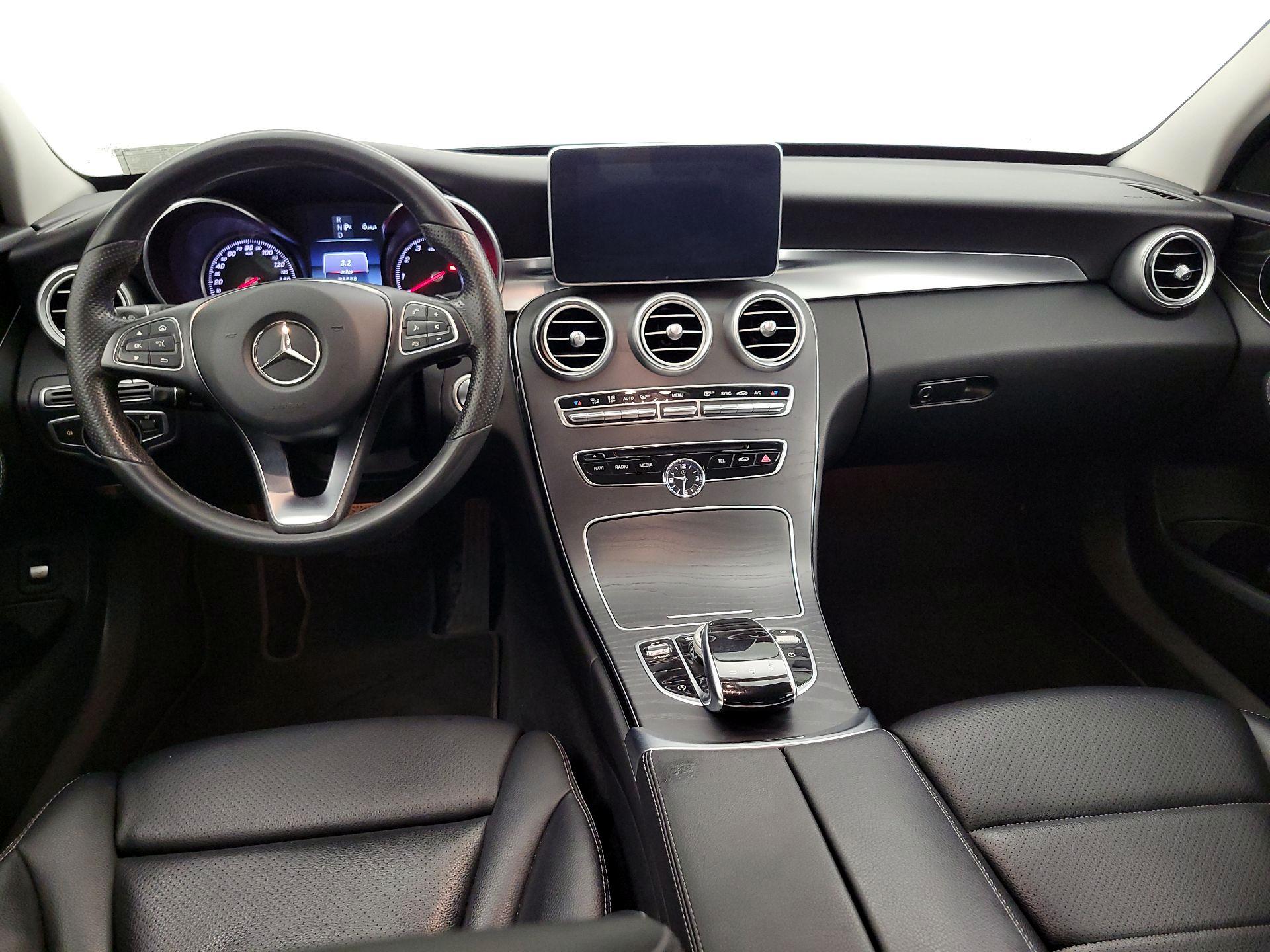 Thumbnail: 2016 Mercedes-Benz C-Class - 9