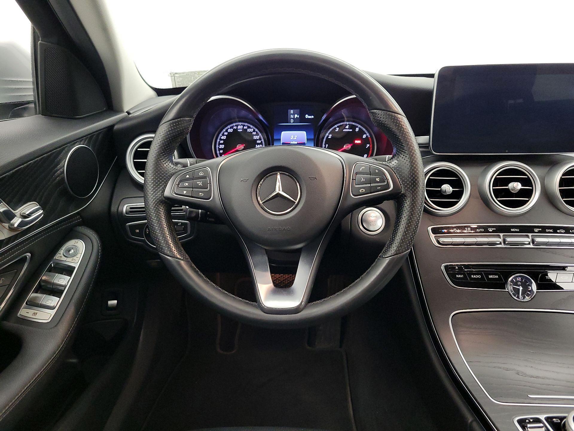 Thumbnail: 2016 Mercedes-Benz C-Class - 10