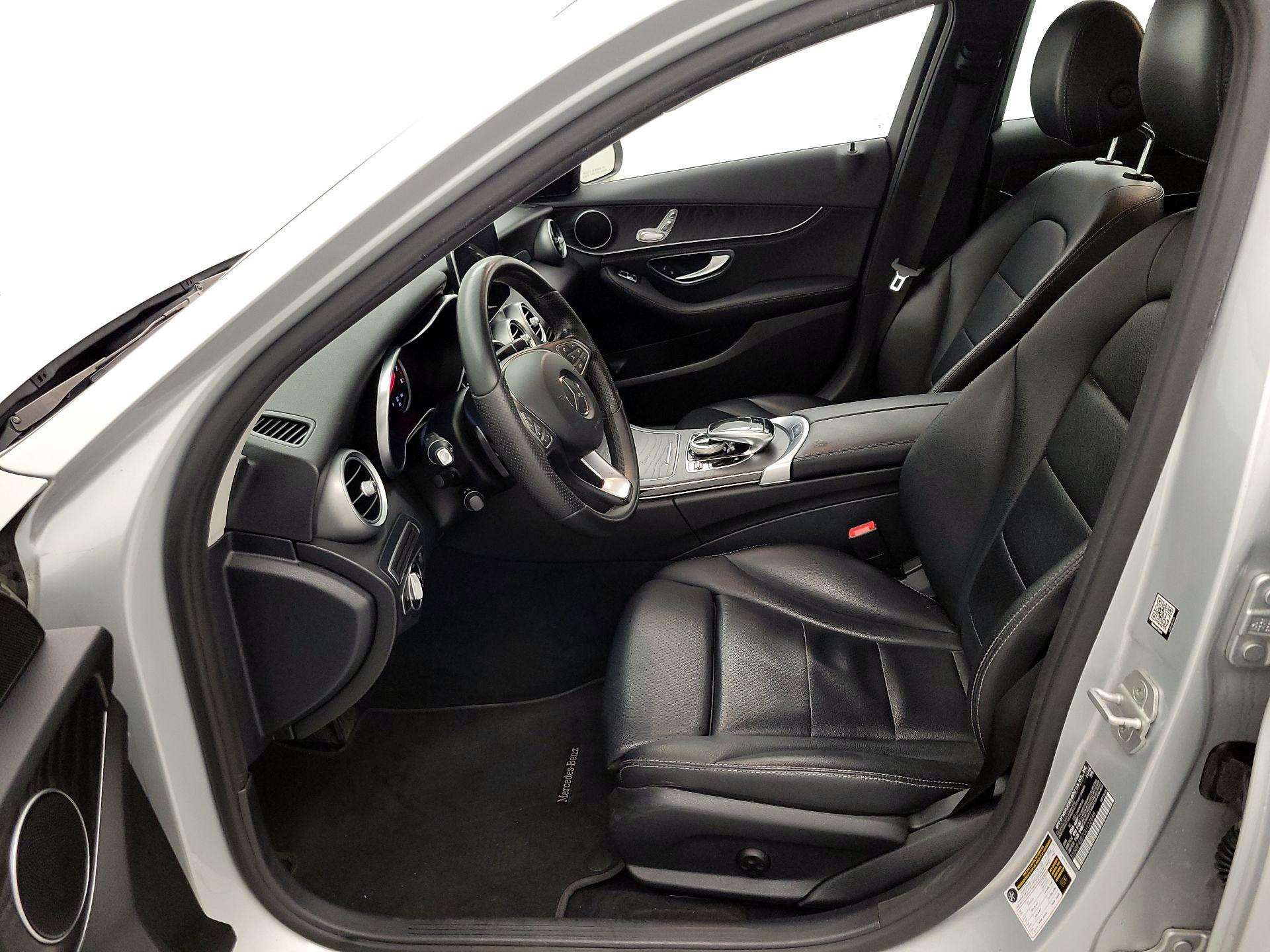 Thumbnail: 2016 Mercedes-Benz C-Class - 11