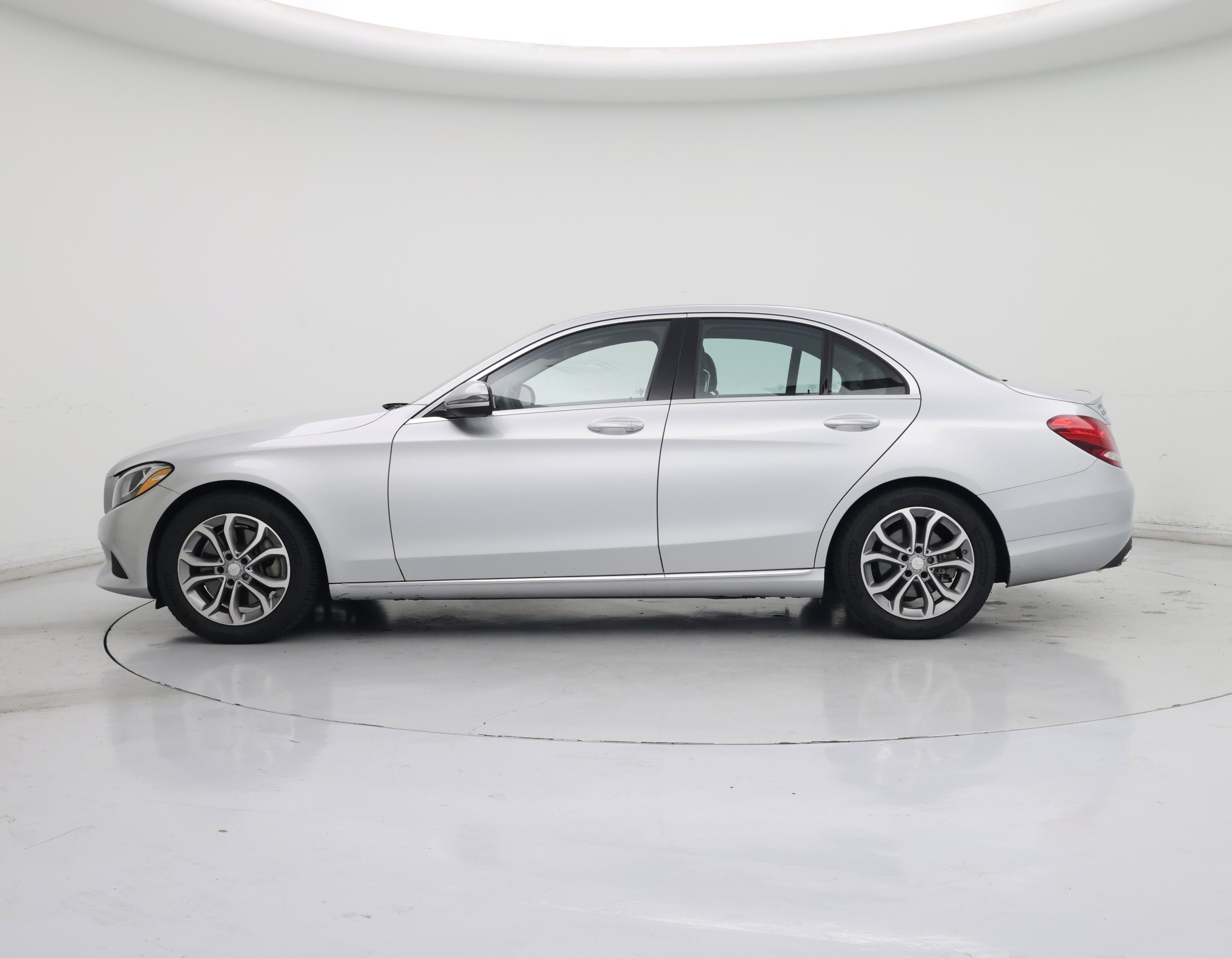 Thumbnail: 2016 Mercedes-Benz C-Class - 3