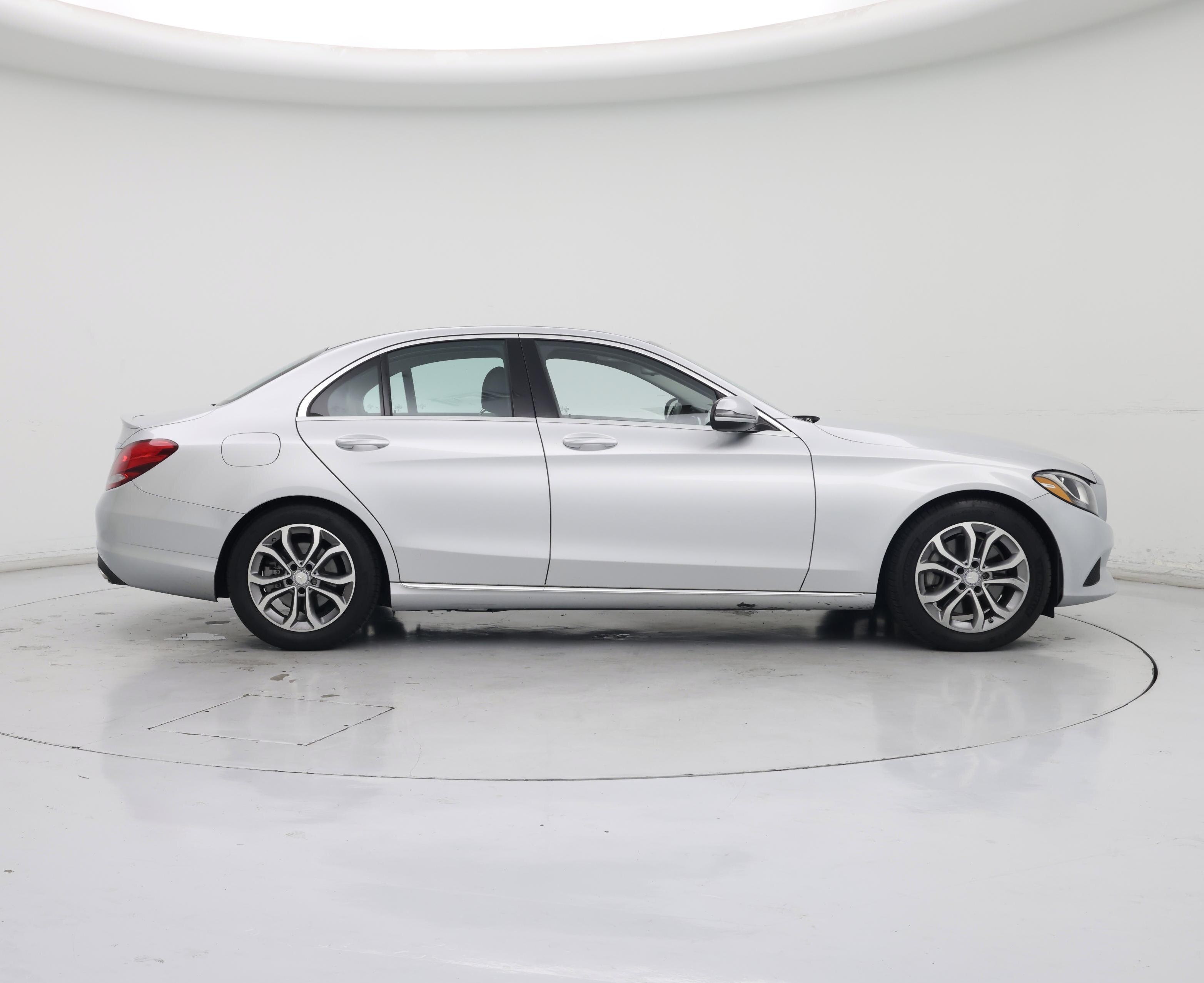 Thumbnail: 2016 Mercedes-Benz C-Class - 7