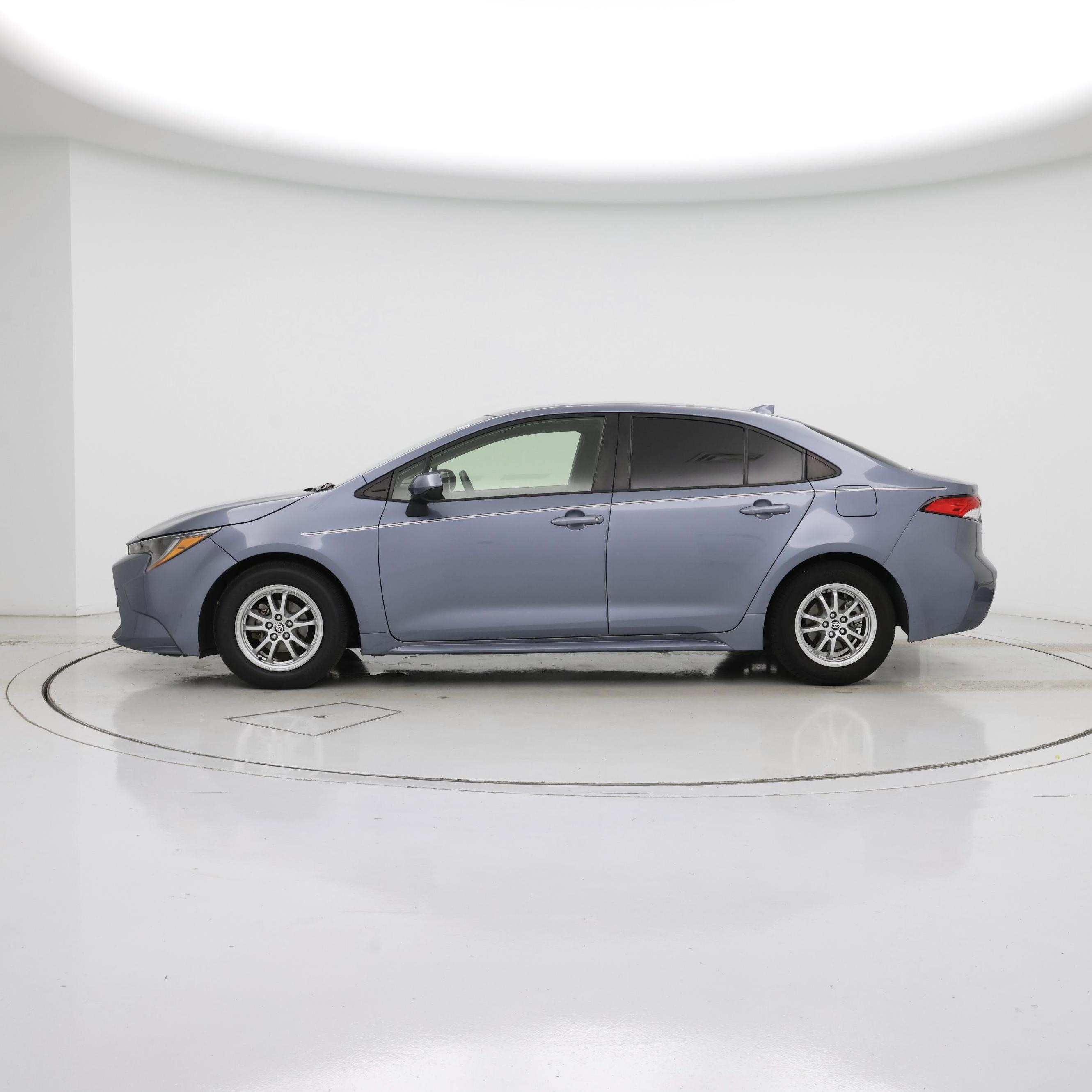 Thumbnail: 2022 Toyota Corolla - 3