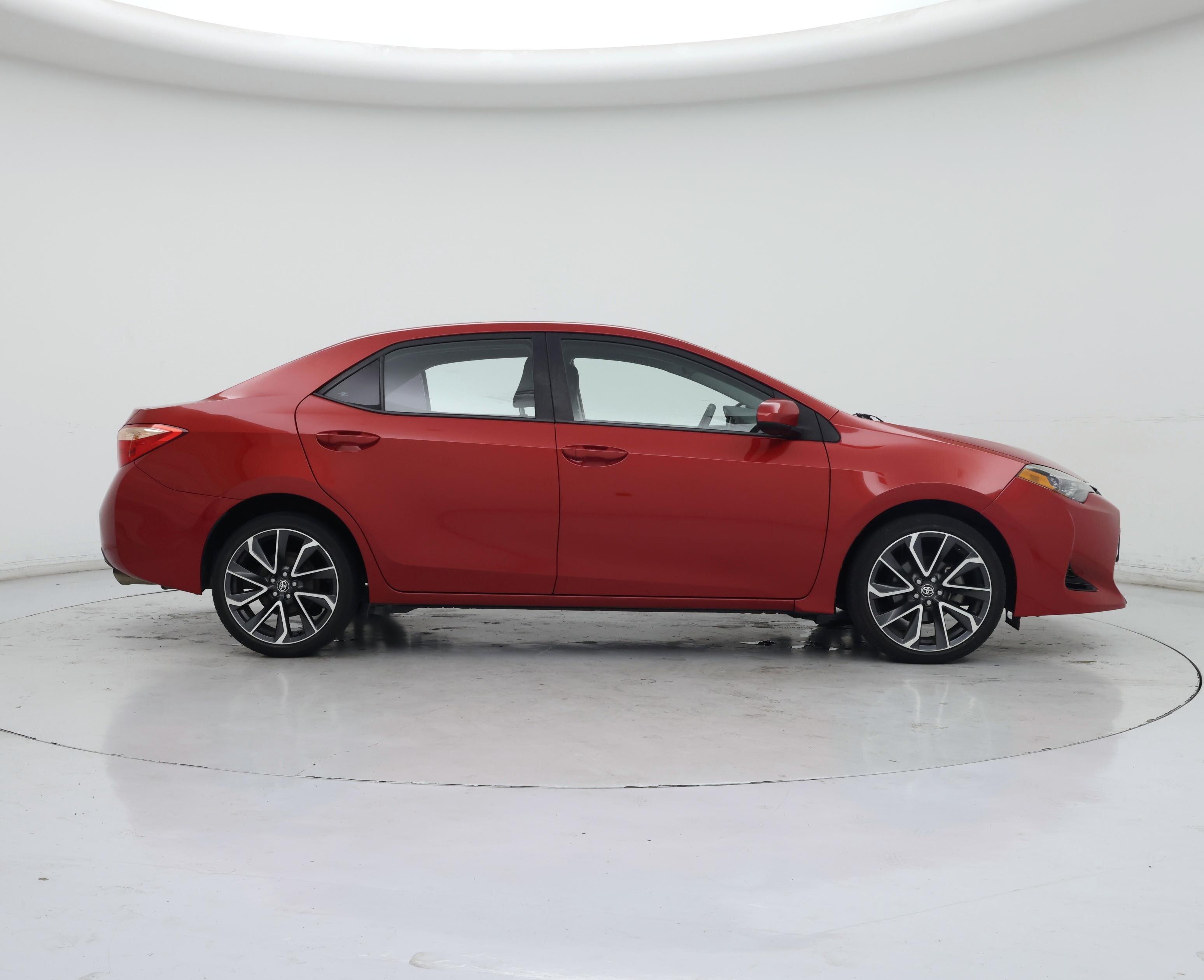 Thumbnail: 2018 Toyota Corolla - 7