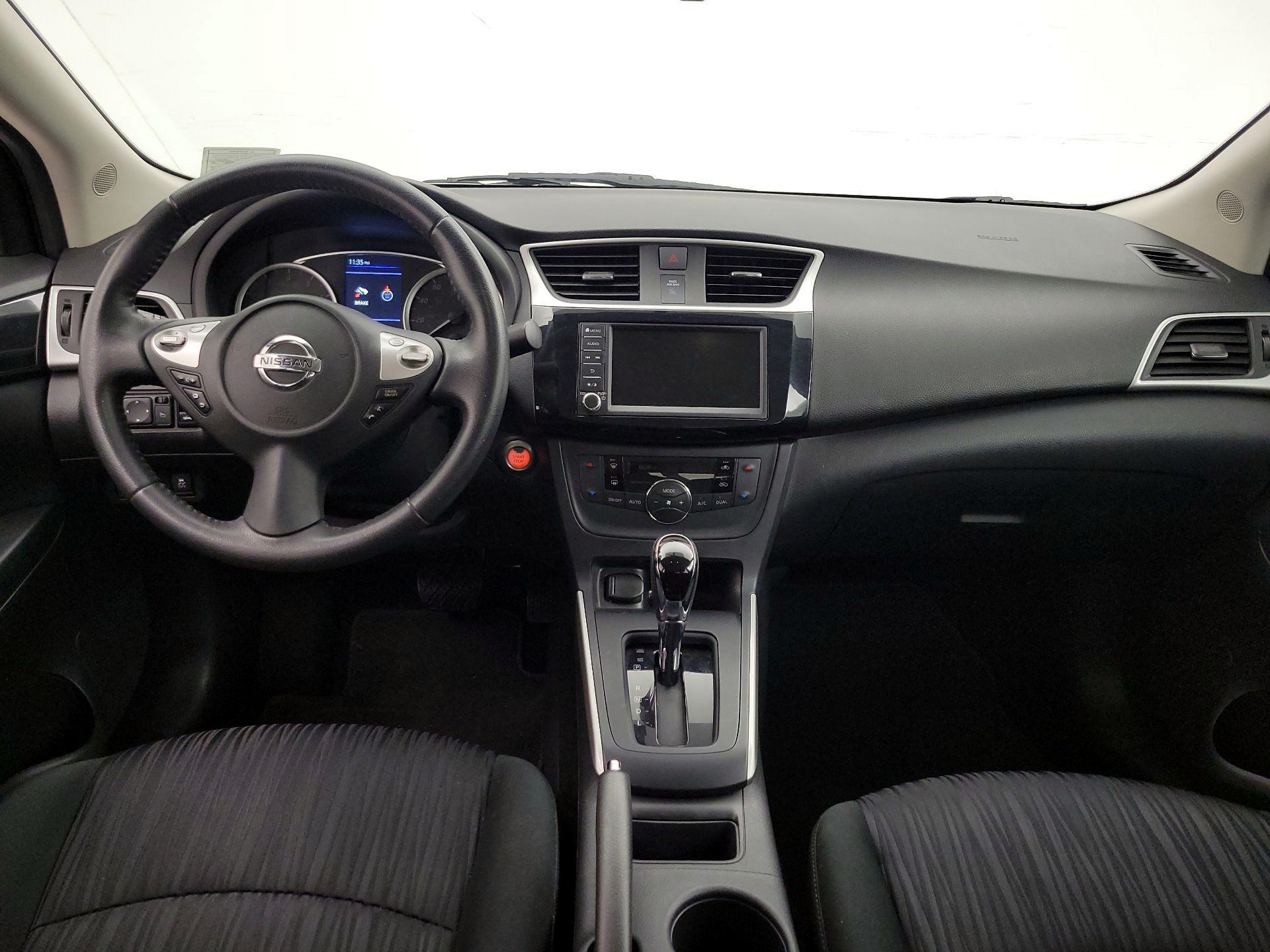 Thumbnail: 2019 Nissan Sentra - 9