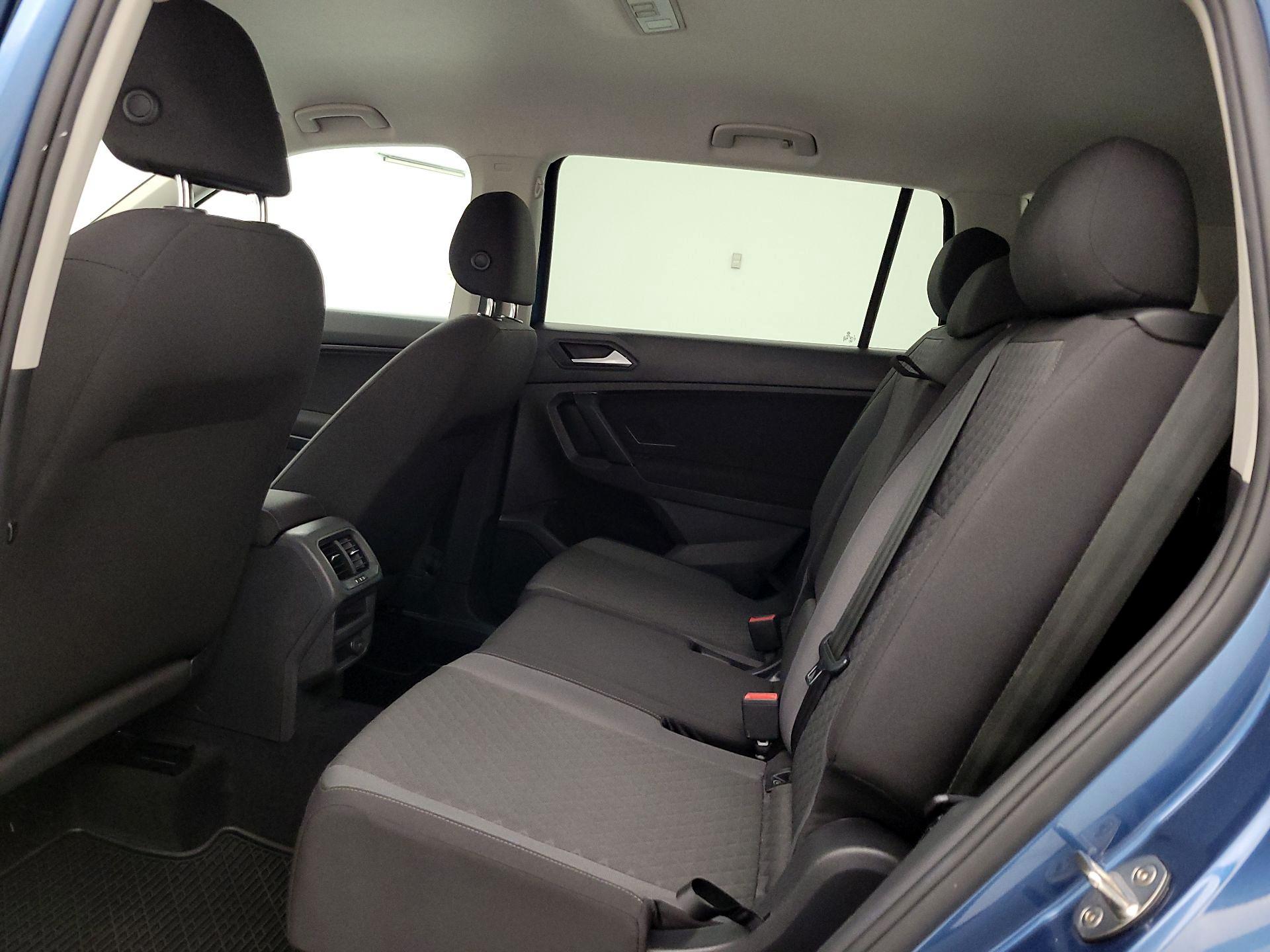 Thumbnail: 2019 Volkswagen Tiguan - 19