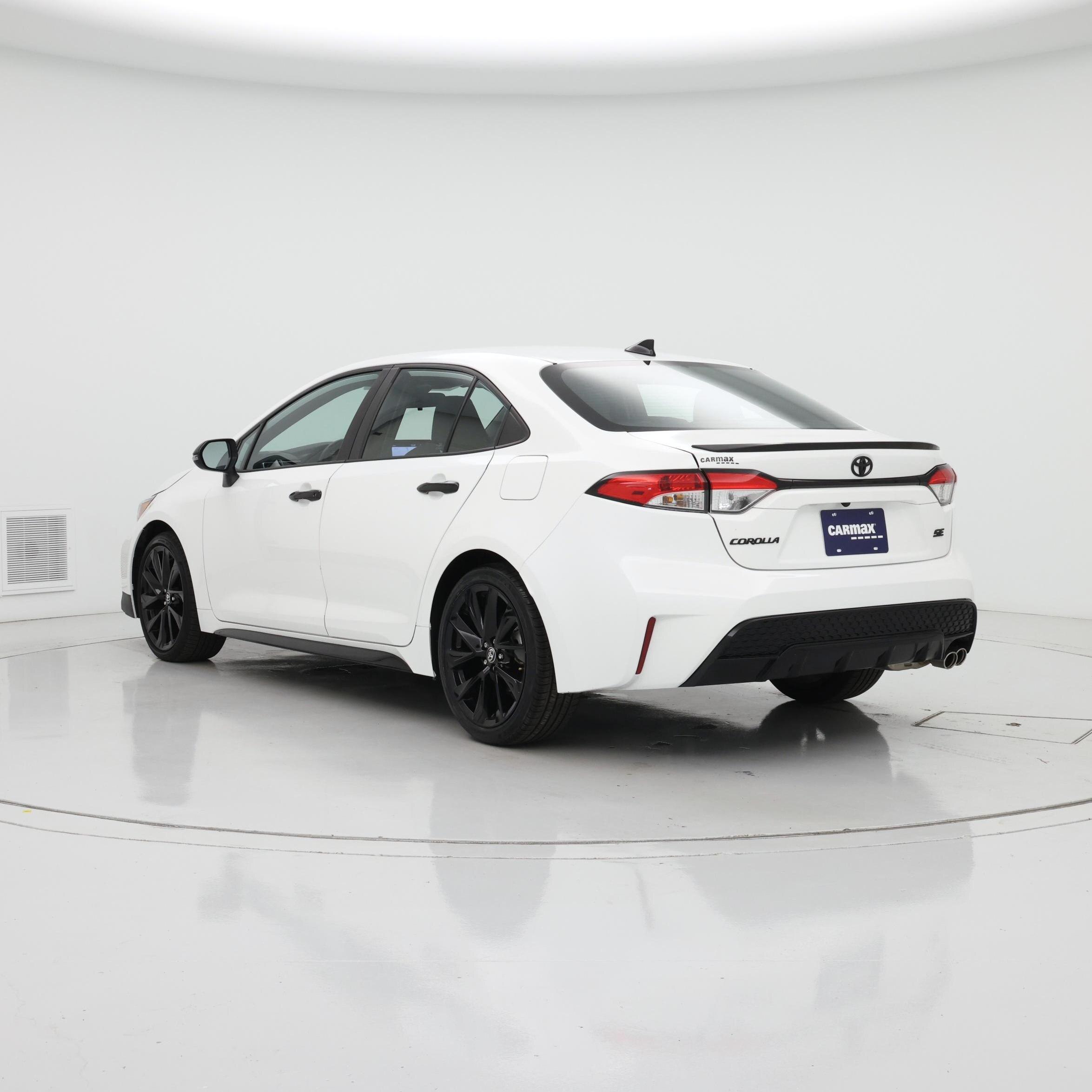 Thumbnail: 2022 Toyota Corolla - 2
